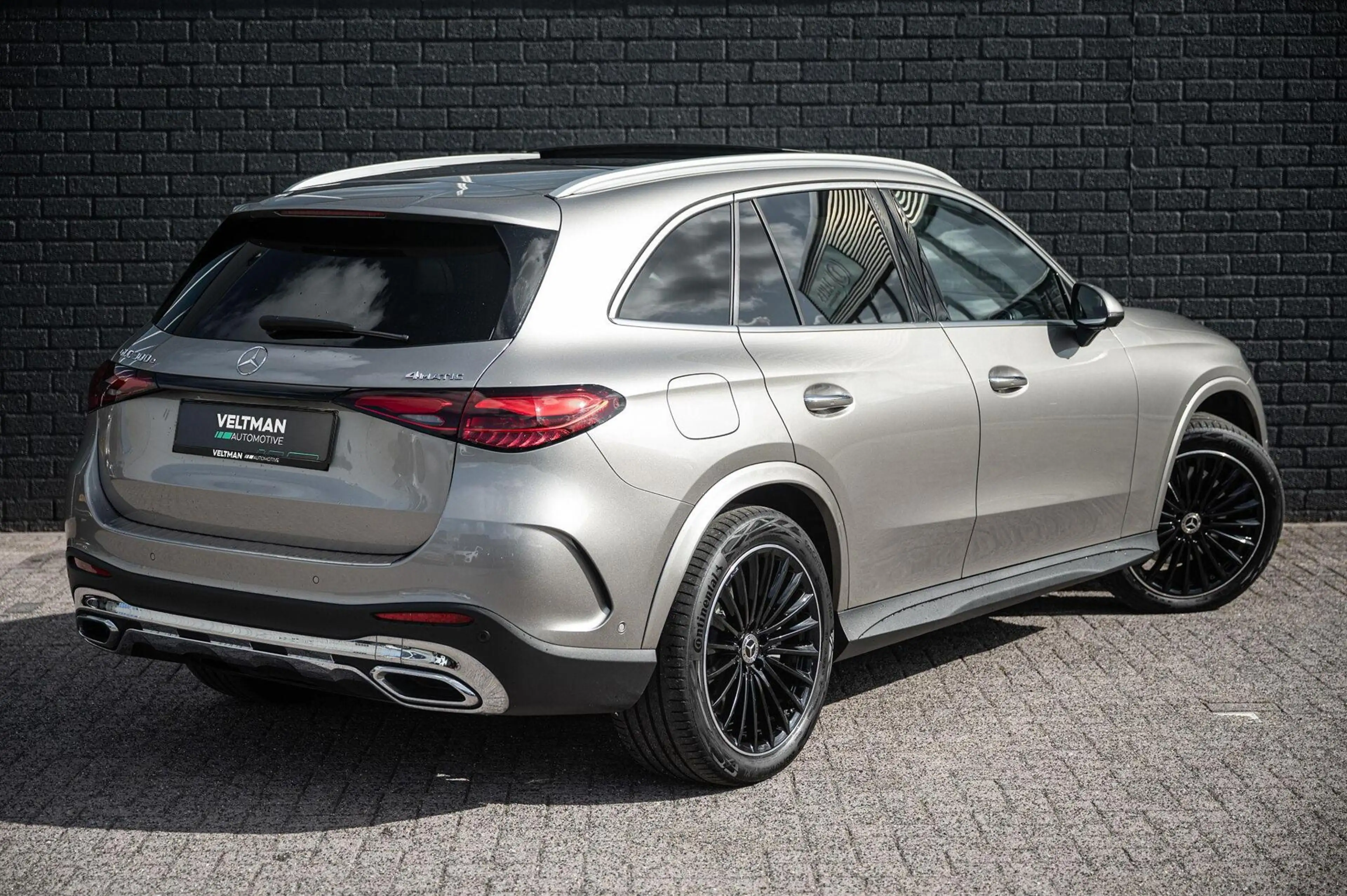 Mercedes-Benz GLC 300 300e 4MATIC AMG Line PANO ADAPTIVE CRUISE TREKHAAK — photo 6