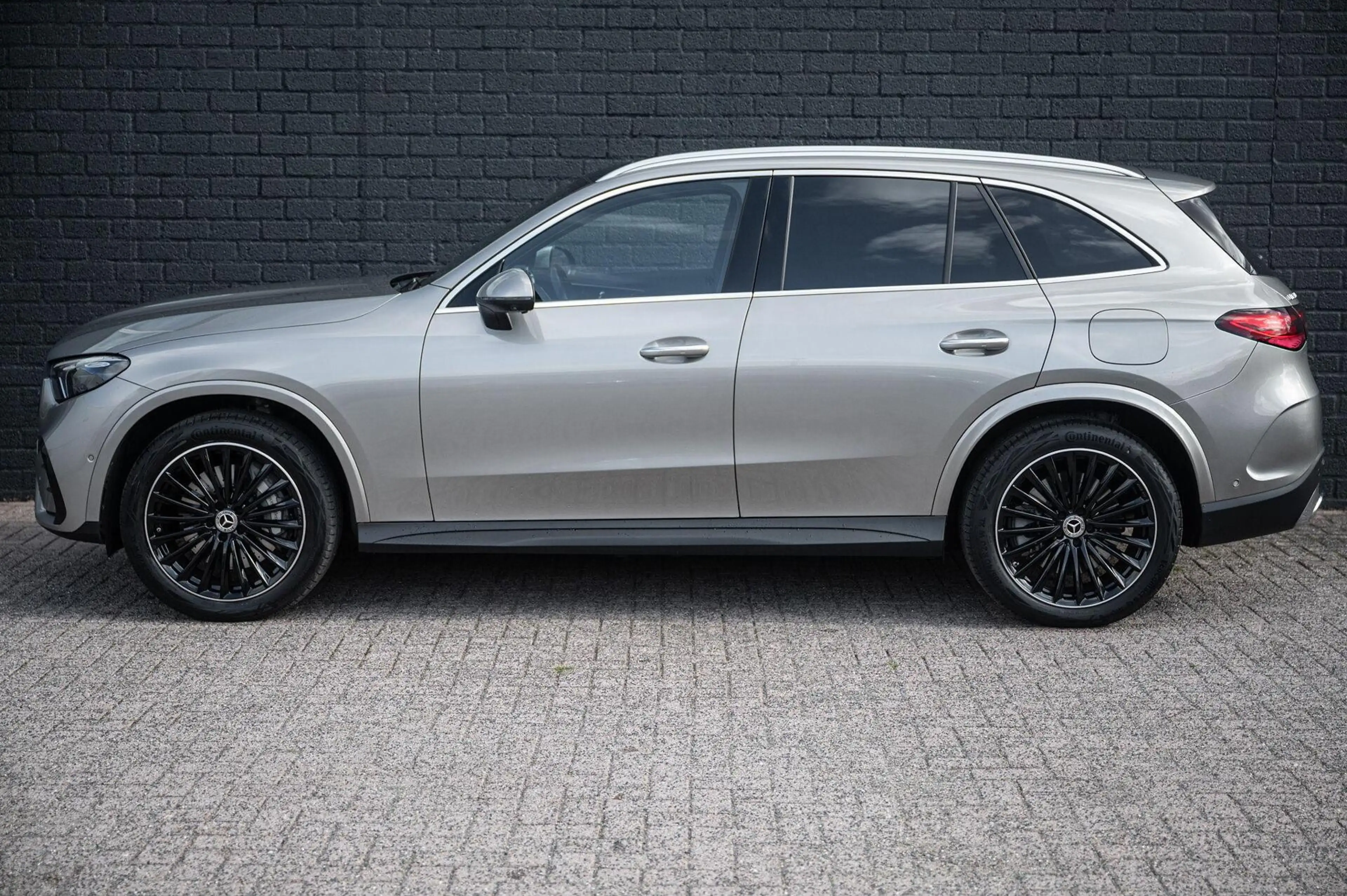 Mercedes-Benz GLC 300 300e 4MATIC AMG Line PANO ADAPTIVE CRUISE TREKHAAK — photo 8