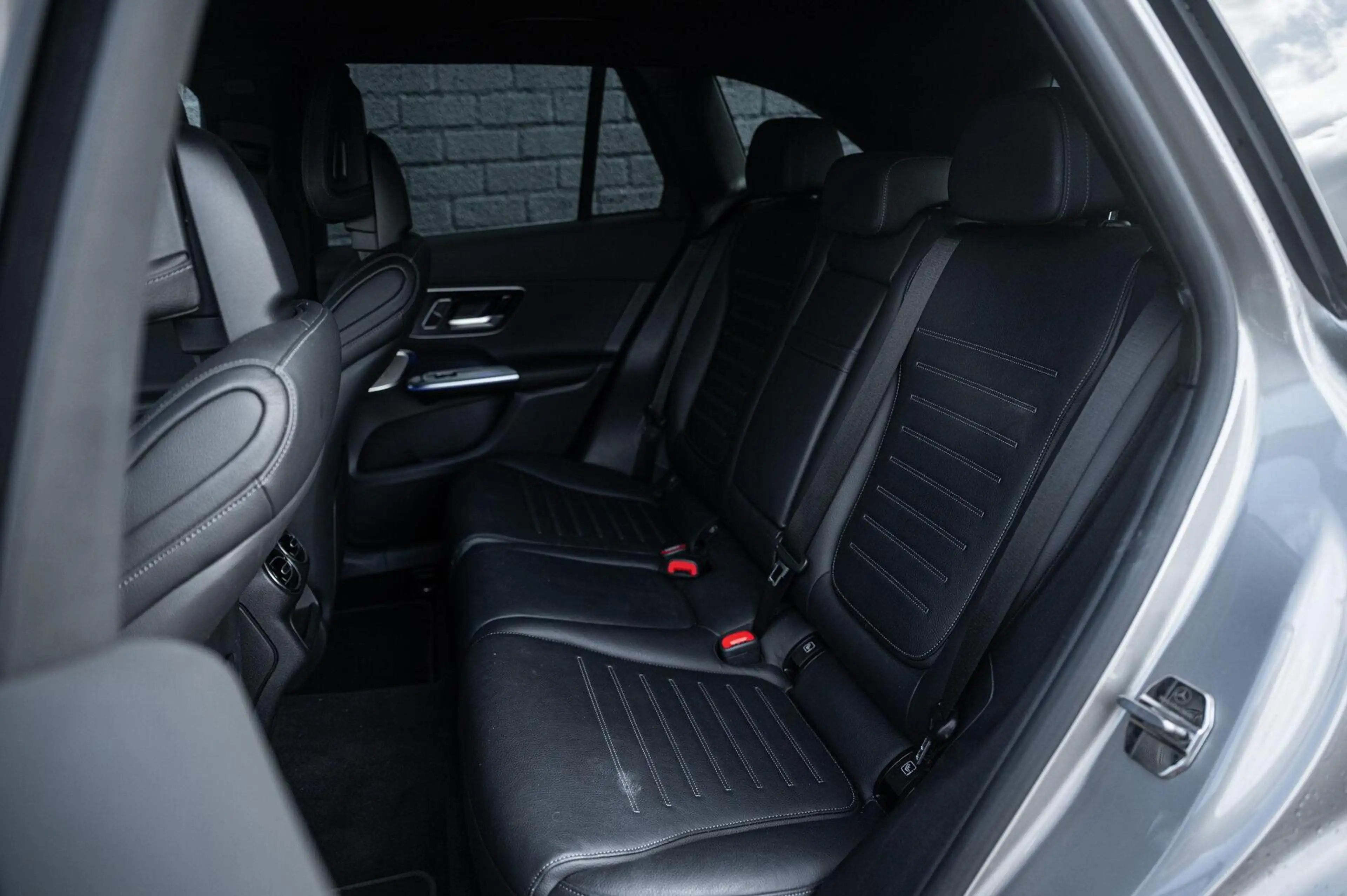 Mercedes-Benz GLC 300 300e 4MATIC AMG Line PANO ADAPTIVE CRUISE TREKHAAK — photo 33