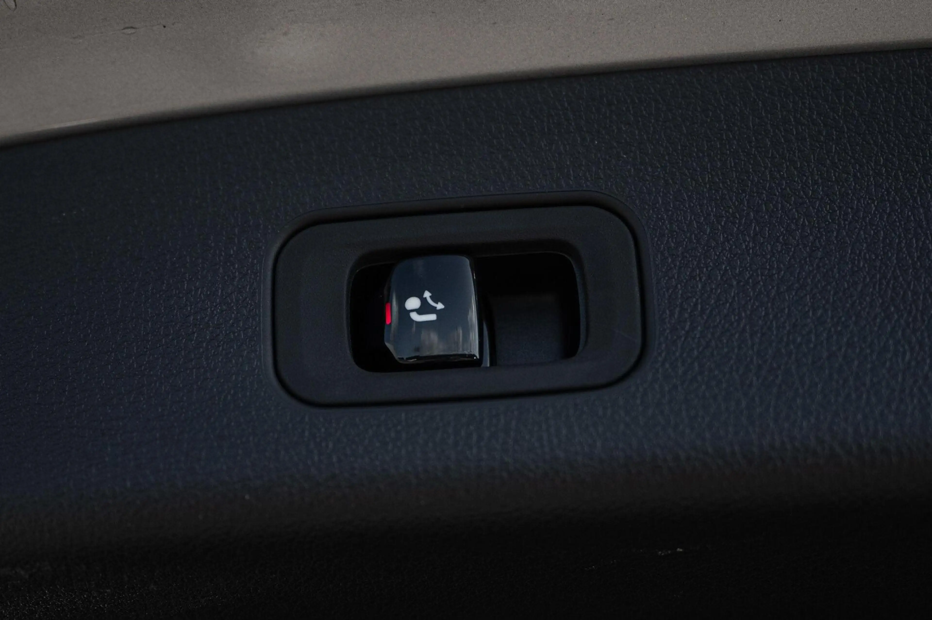 Mercedes-Benz GLC 300 300e 4MATIC AMG Line PANO ADAPTIVE CRUISE TREKHAAK — photo 16