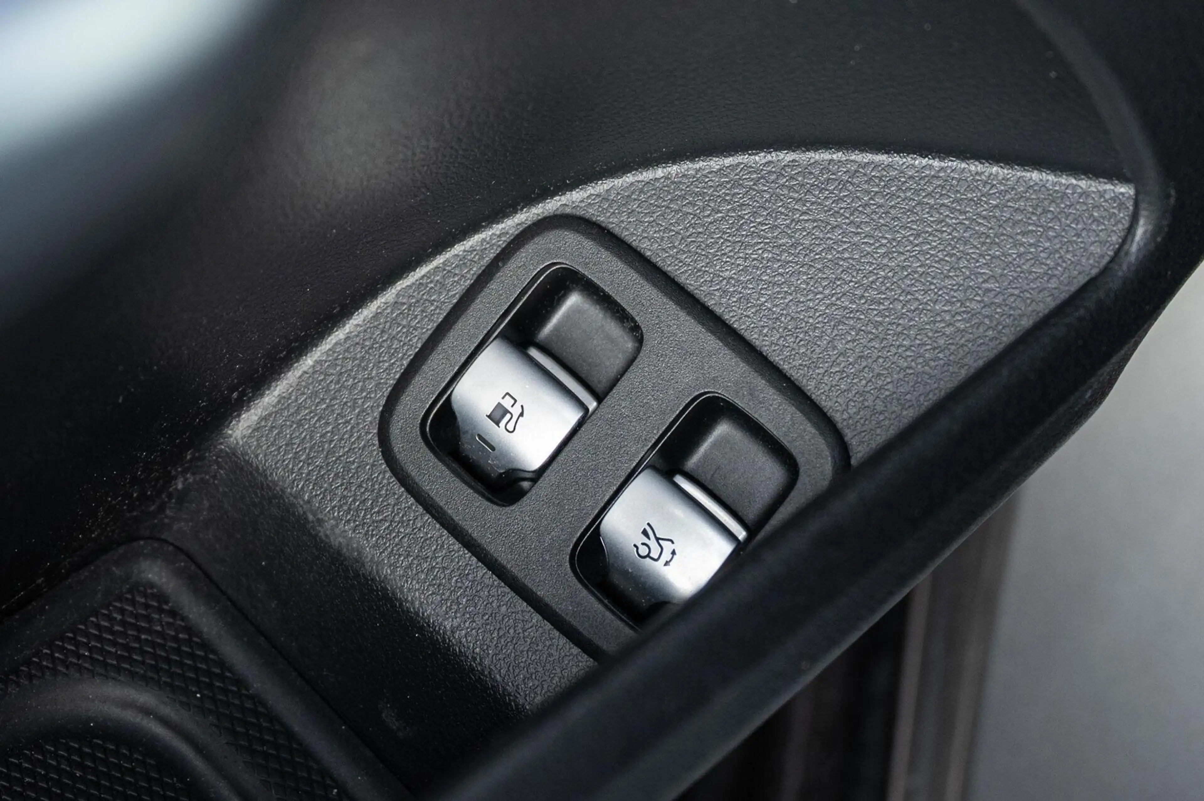 Mercedes-Benz GLC 300 300e 4MATIC AMG Line PANO ADAPTIVE CRUISE TREKHAAK — photo 25