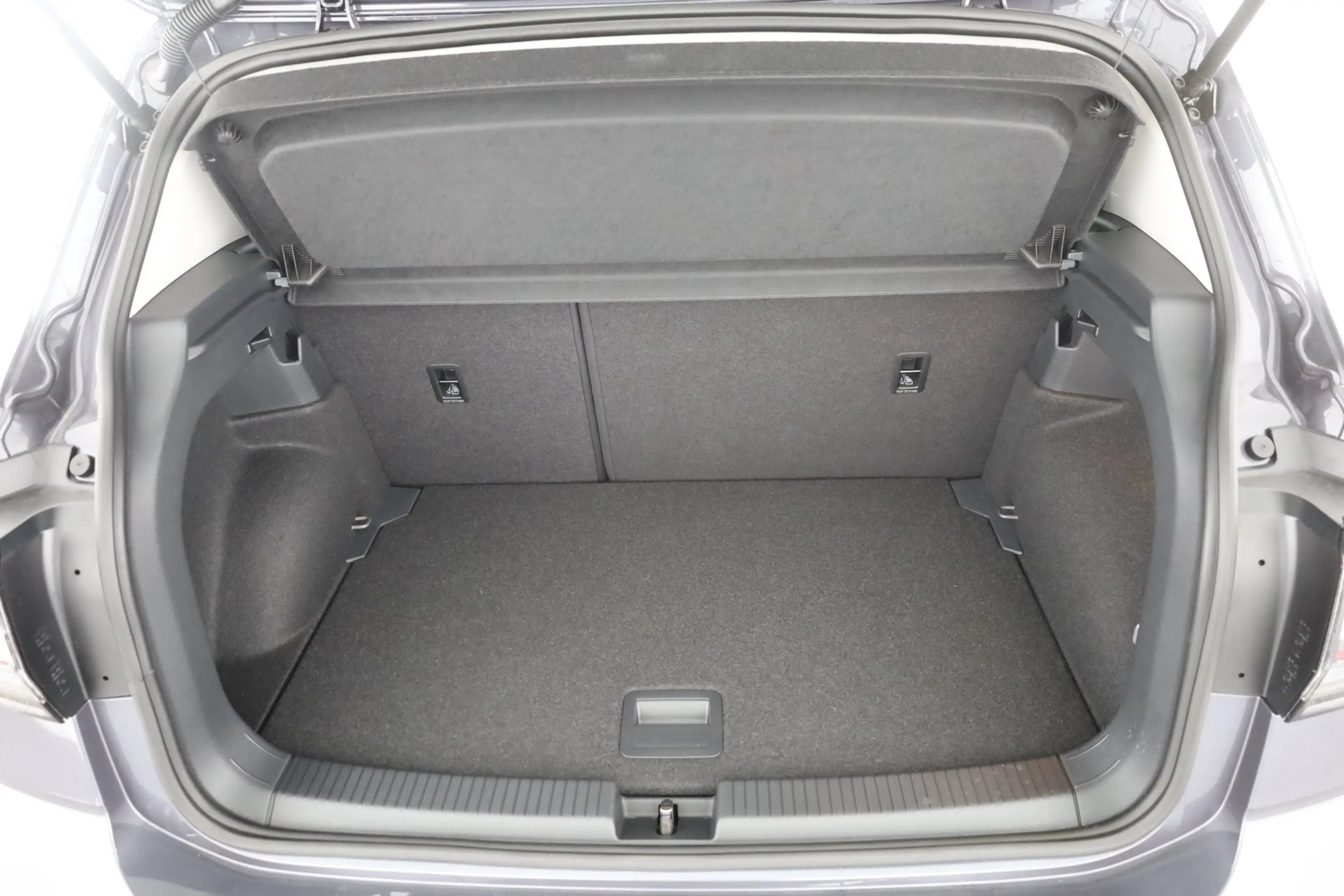 Volkswagen T-Cross 1.5 TSI DSG LED ACC Kamera — photo 25
