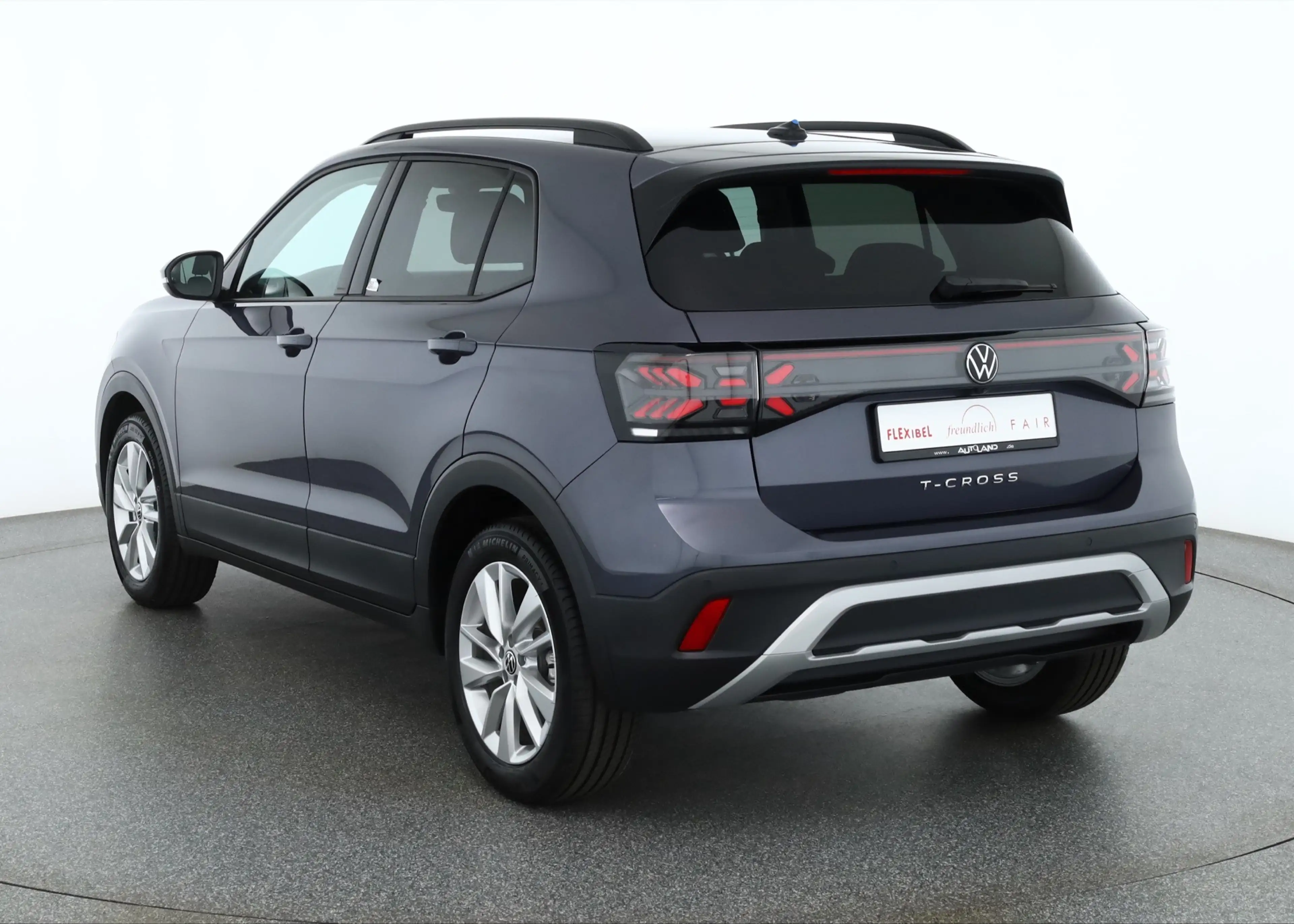 Volkswagen T-Cross 1.5 TSI DSG LED ACC Kamera — photo 3