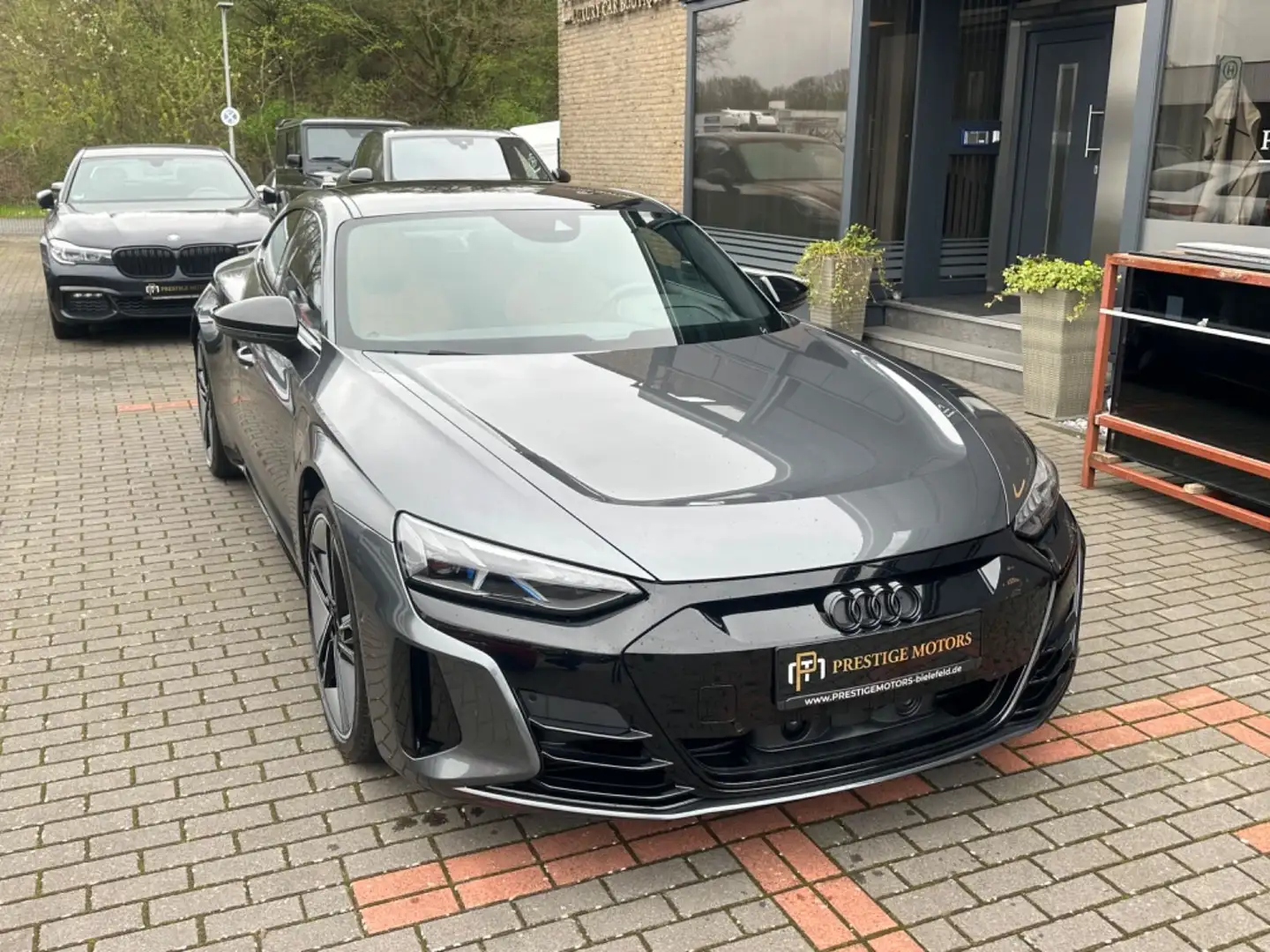 Audi e-tron GT quattro / B&O / EXCLUSIVE SEATS Grey - 2