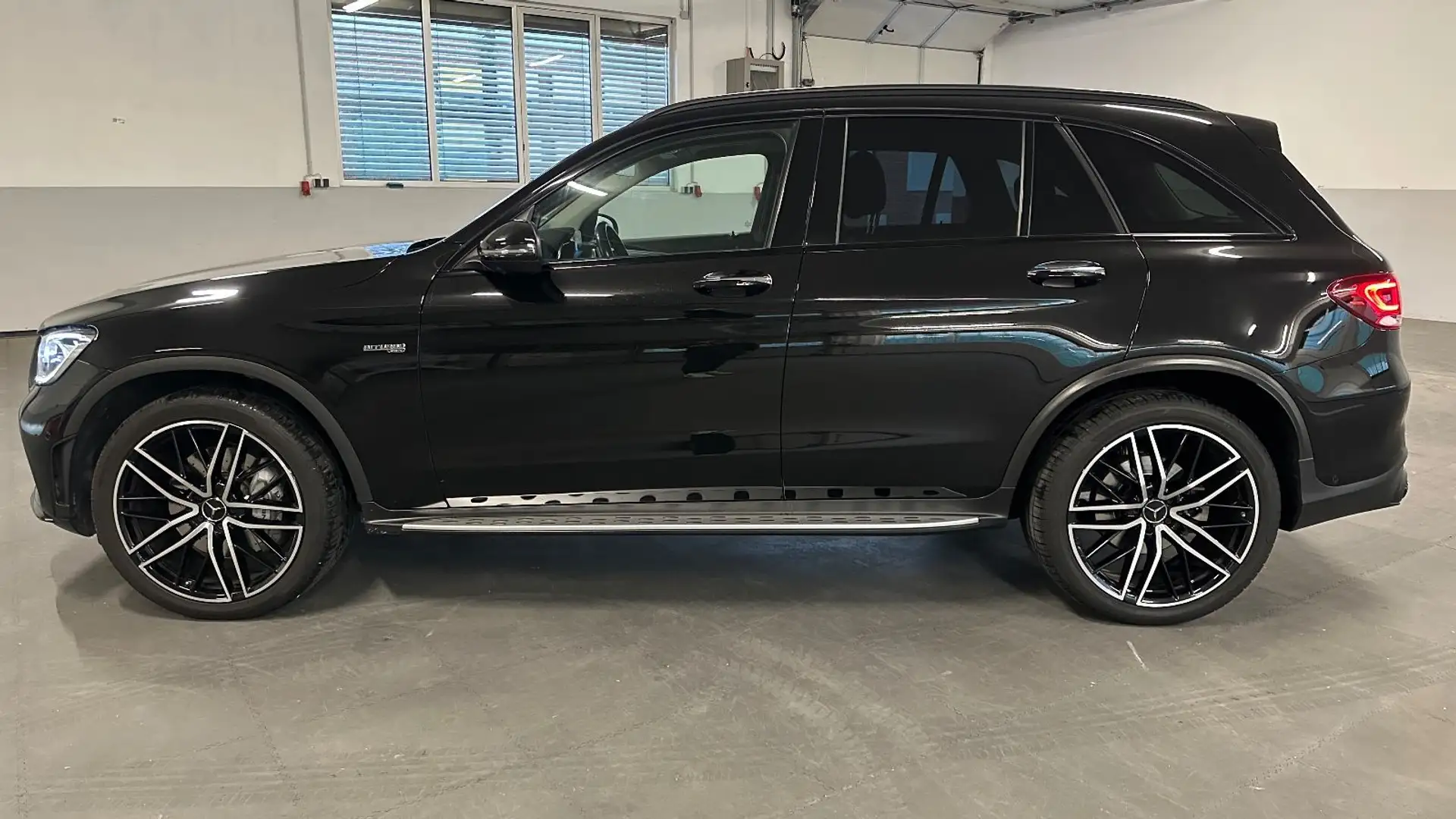 Mercedes-Benz GLC 43 AMG 4Matic Pano High End sitzbelüftung Schwarz - 2
