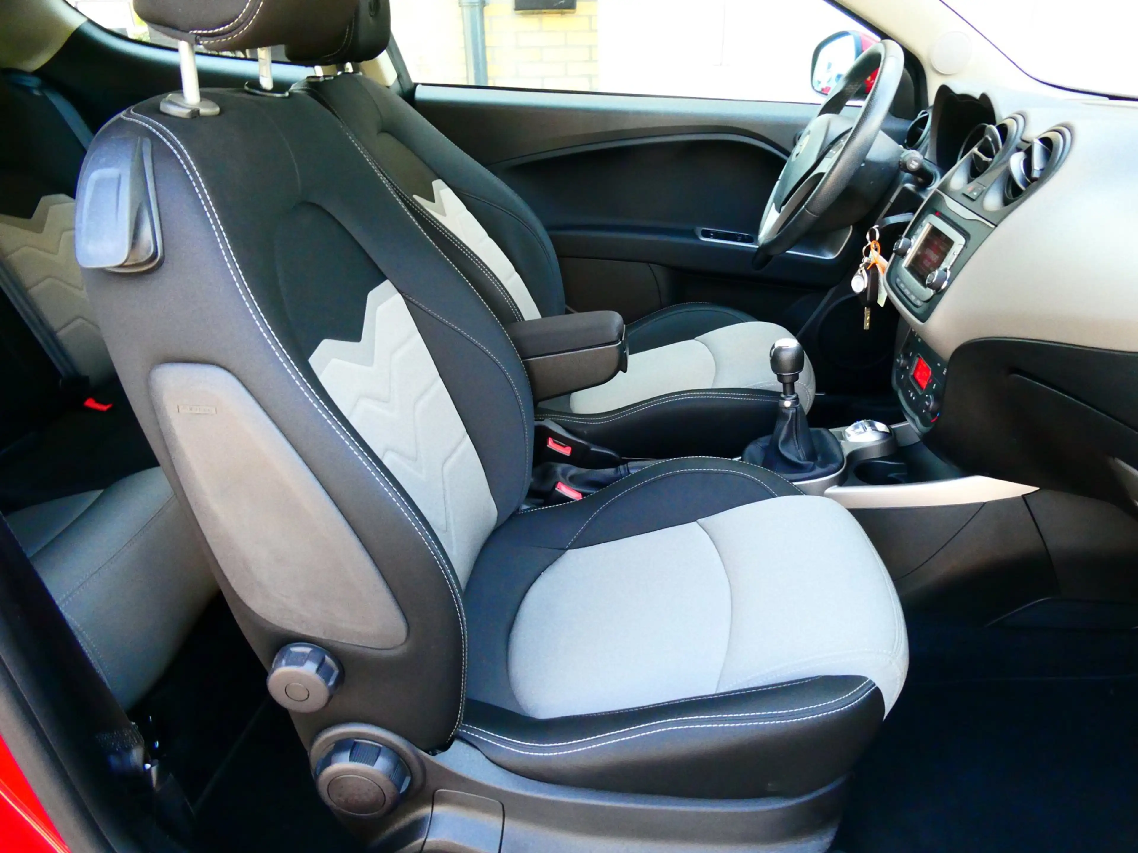 Alfa Romeo MiTo 0.9 TwinAir Distinctive 1e eigenaar 93.000km. 105p — photo 3