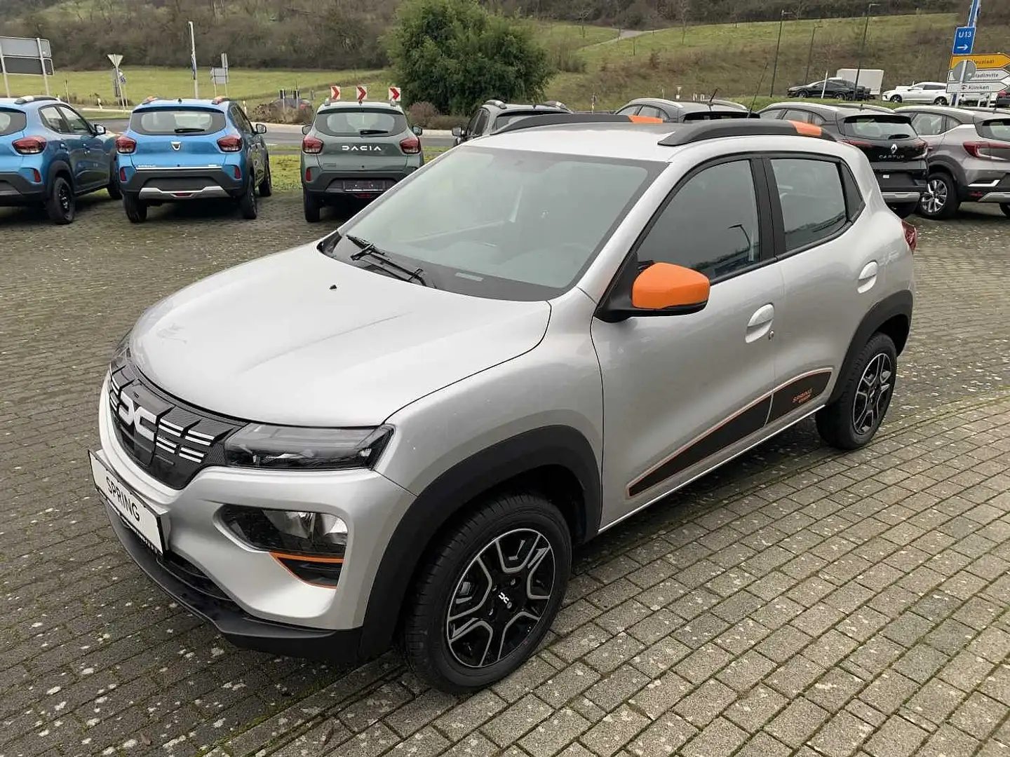 Dacia Spring Expression (Extreme) Navi Kamera CCS Plateado - 1