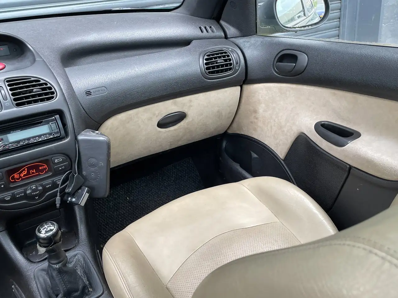 Peugeot 206 1.6 XT Pano | Airco | Elektr Ramen | Leder, foto 12