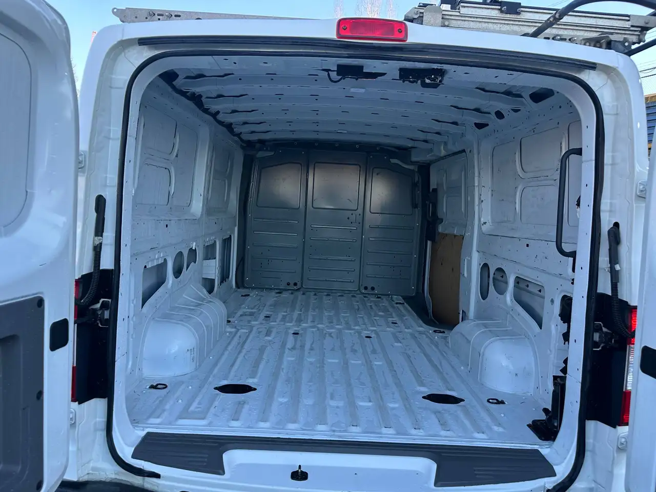Nissan NV Cargo fotografie Nissan NV Cargo