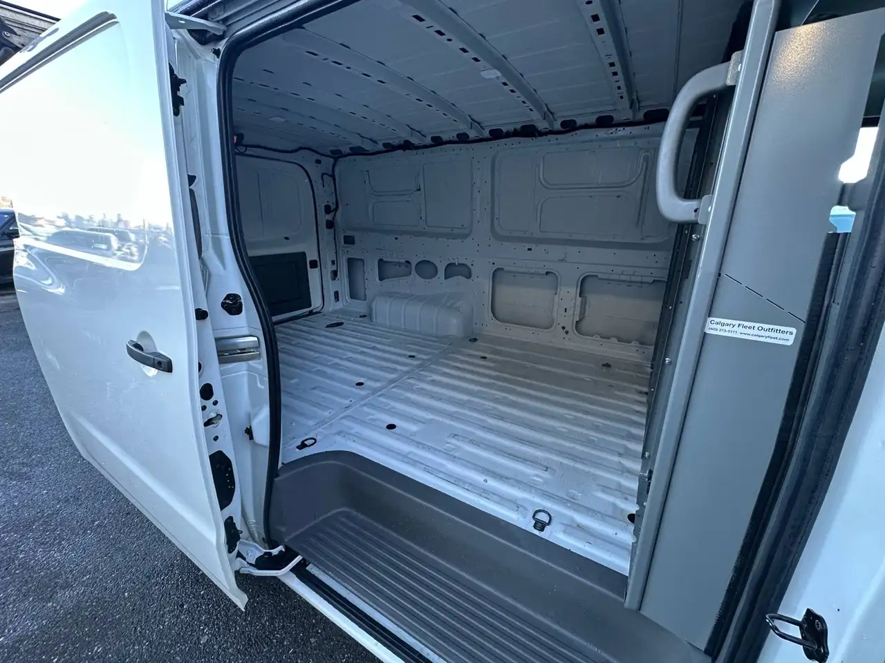 Nissan NV Cargo fotografie Nissan NV Cargo