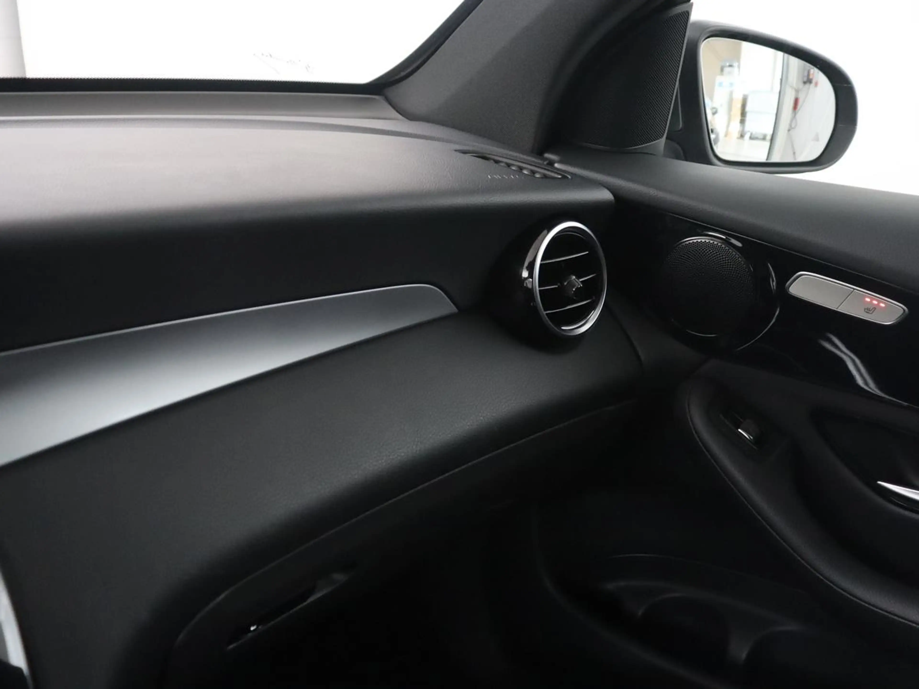Mercedes-Benz GLC 350 350e 4MATIC Premium Plus | Stoelverwarming | LED | — photo 23
