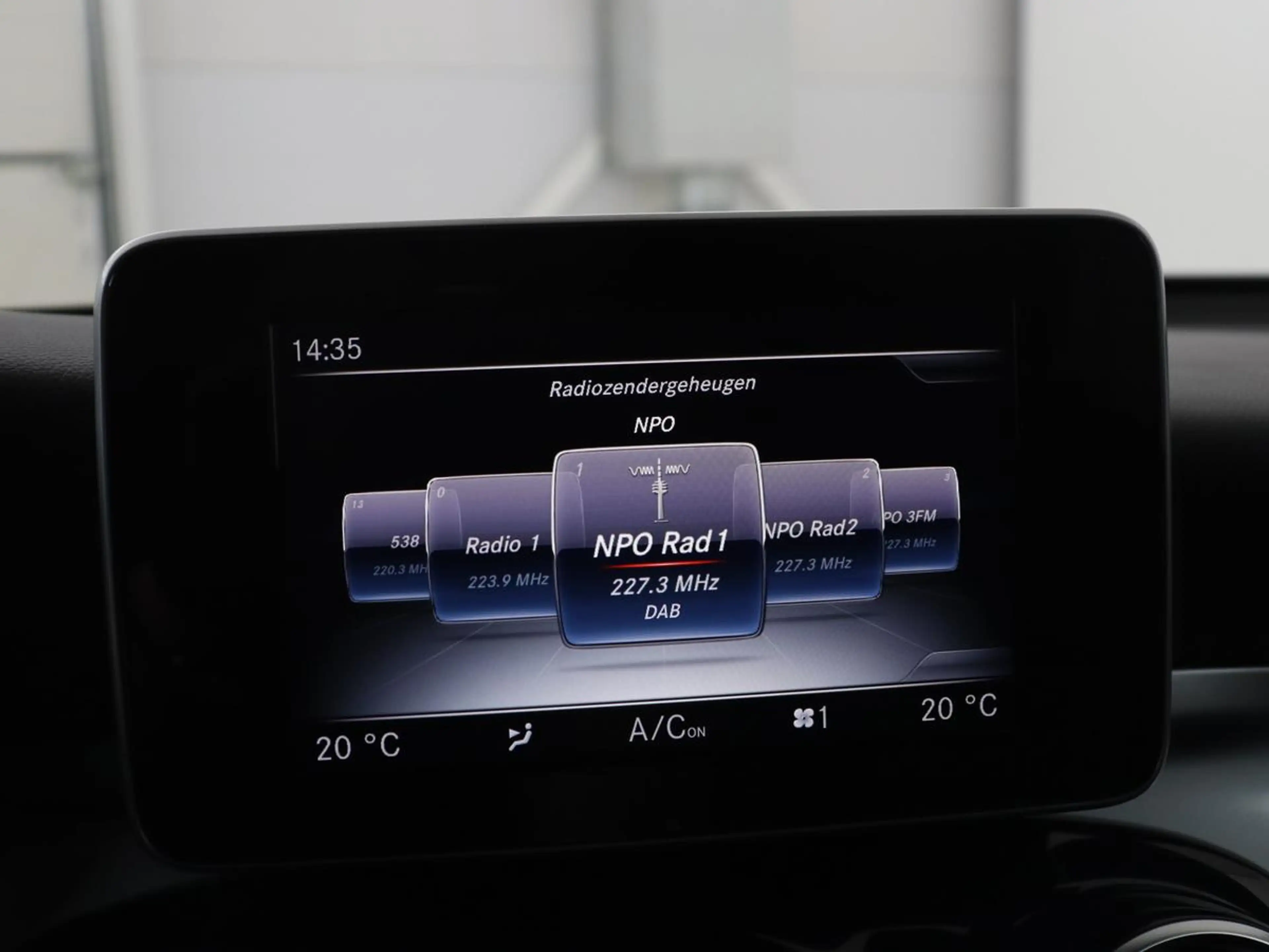 Mercedes-Benz GLC 350 350e 4MATIC Premium Plus | Stoelverwarming | LED | — photo 20