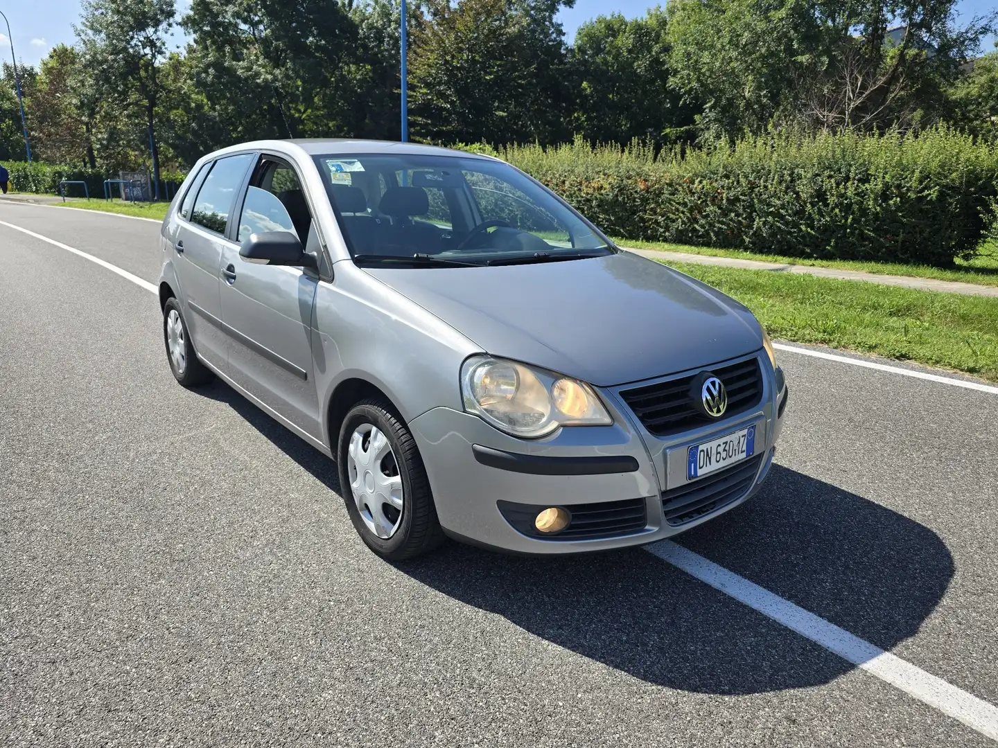 Volkswagen Polo 5p 1.2 Comfortline CL 70cv - 1