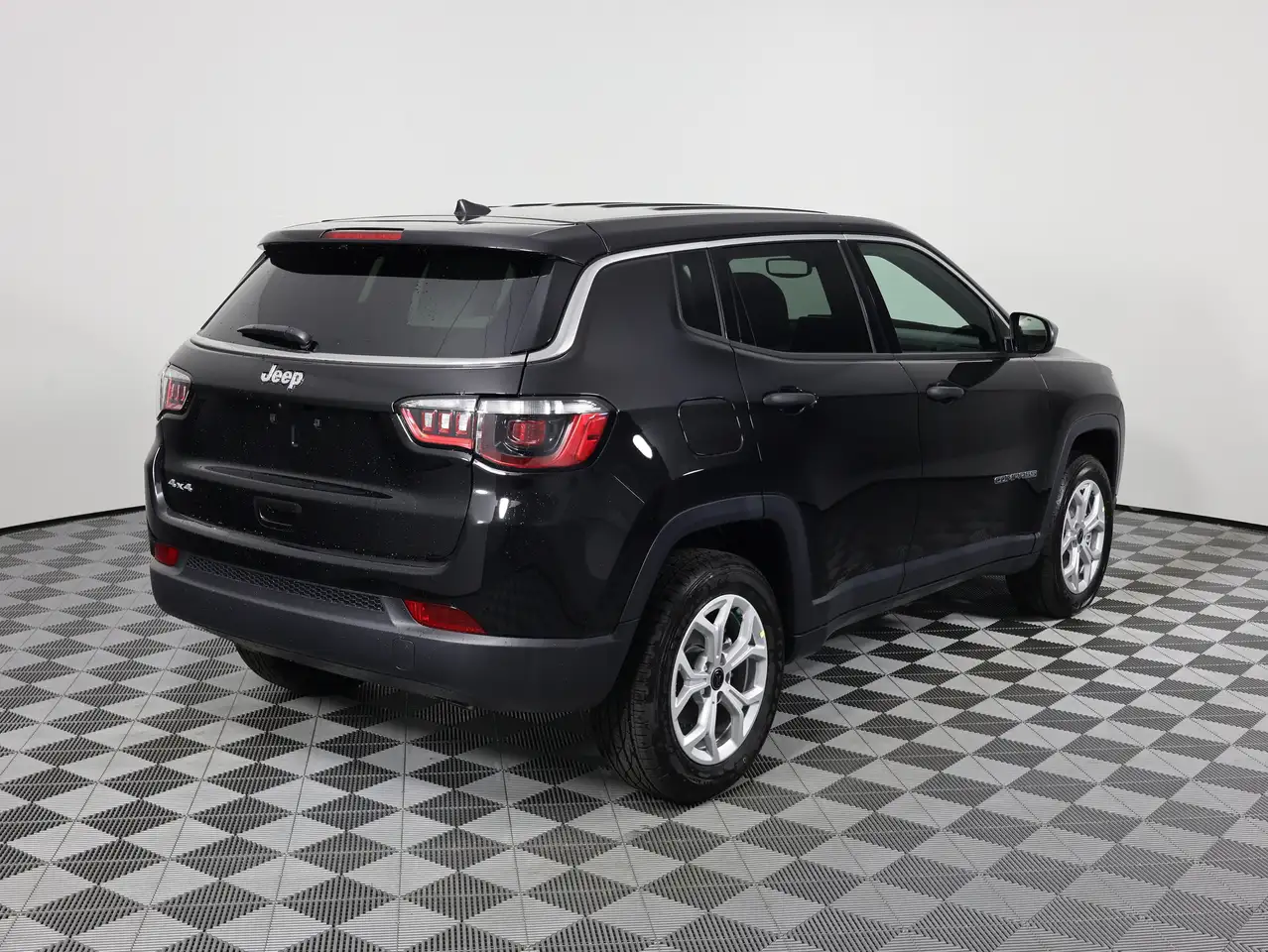 Jeep Compass photo Jeep Compass