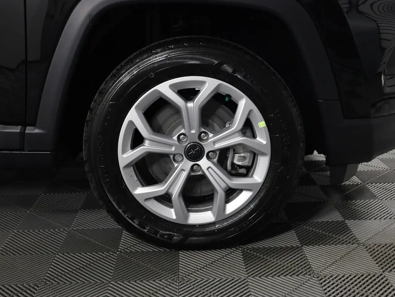 Jeep Compass photo Jeep Compass