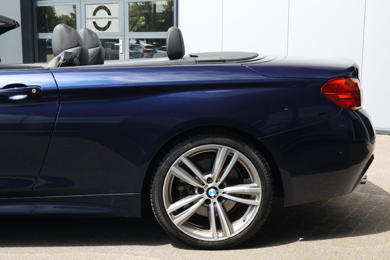 BMW 440 4-serie Cabrio 440i xDrive Centennial High Executi — photo 4