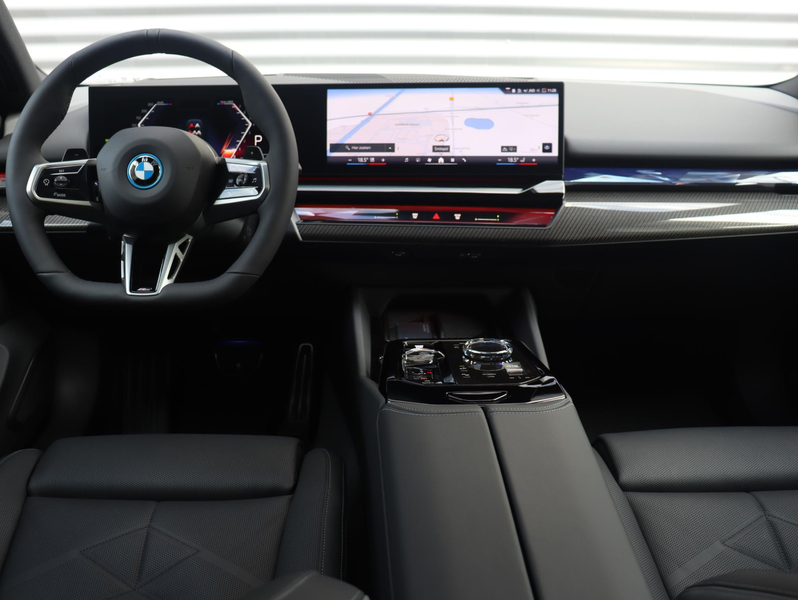 BMW 550 5 serie Touring 550e | M Sportpakket Pro | Innovat — photo 12