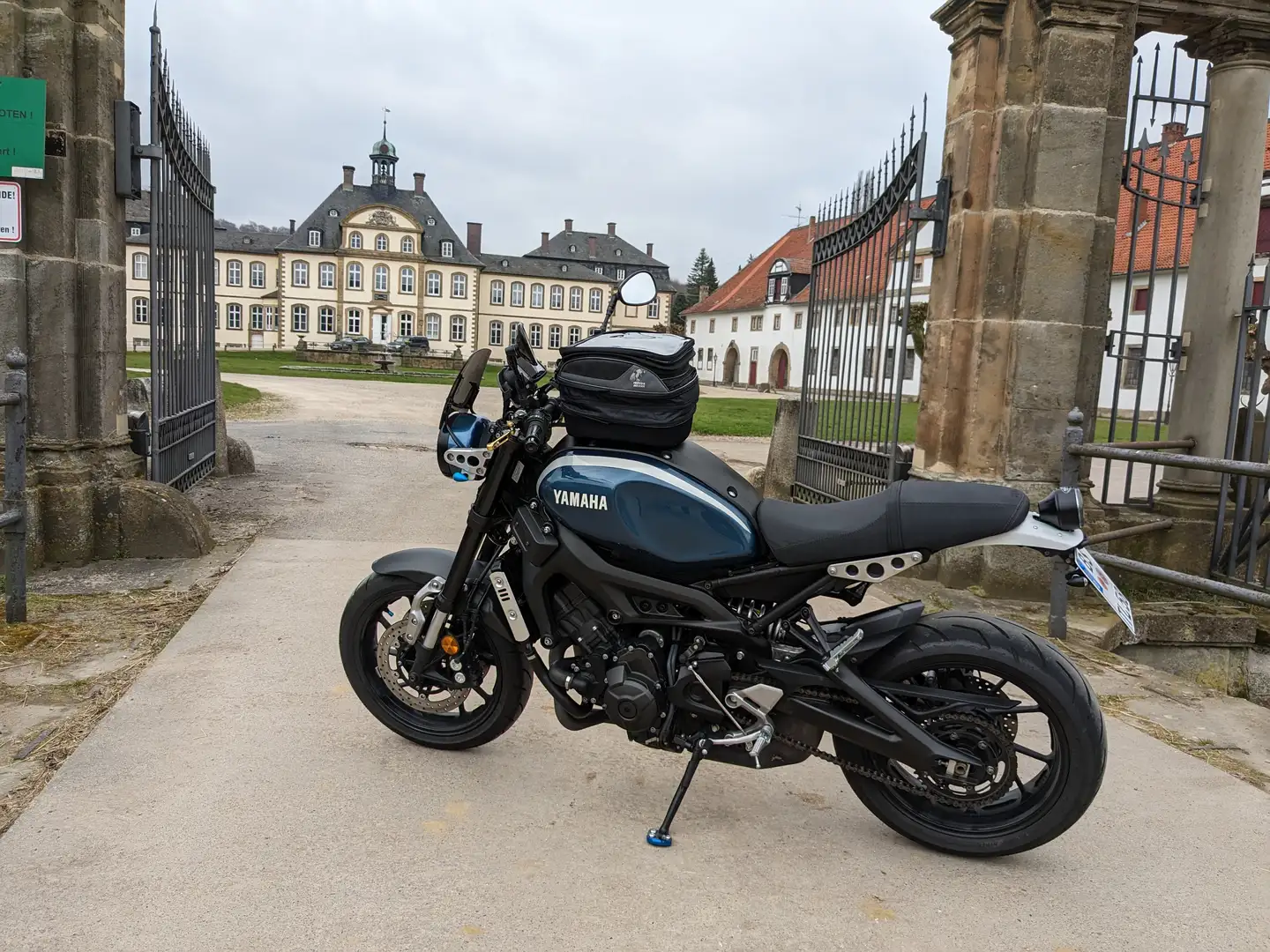 Yamaha XSR 900 - 2