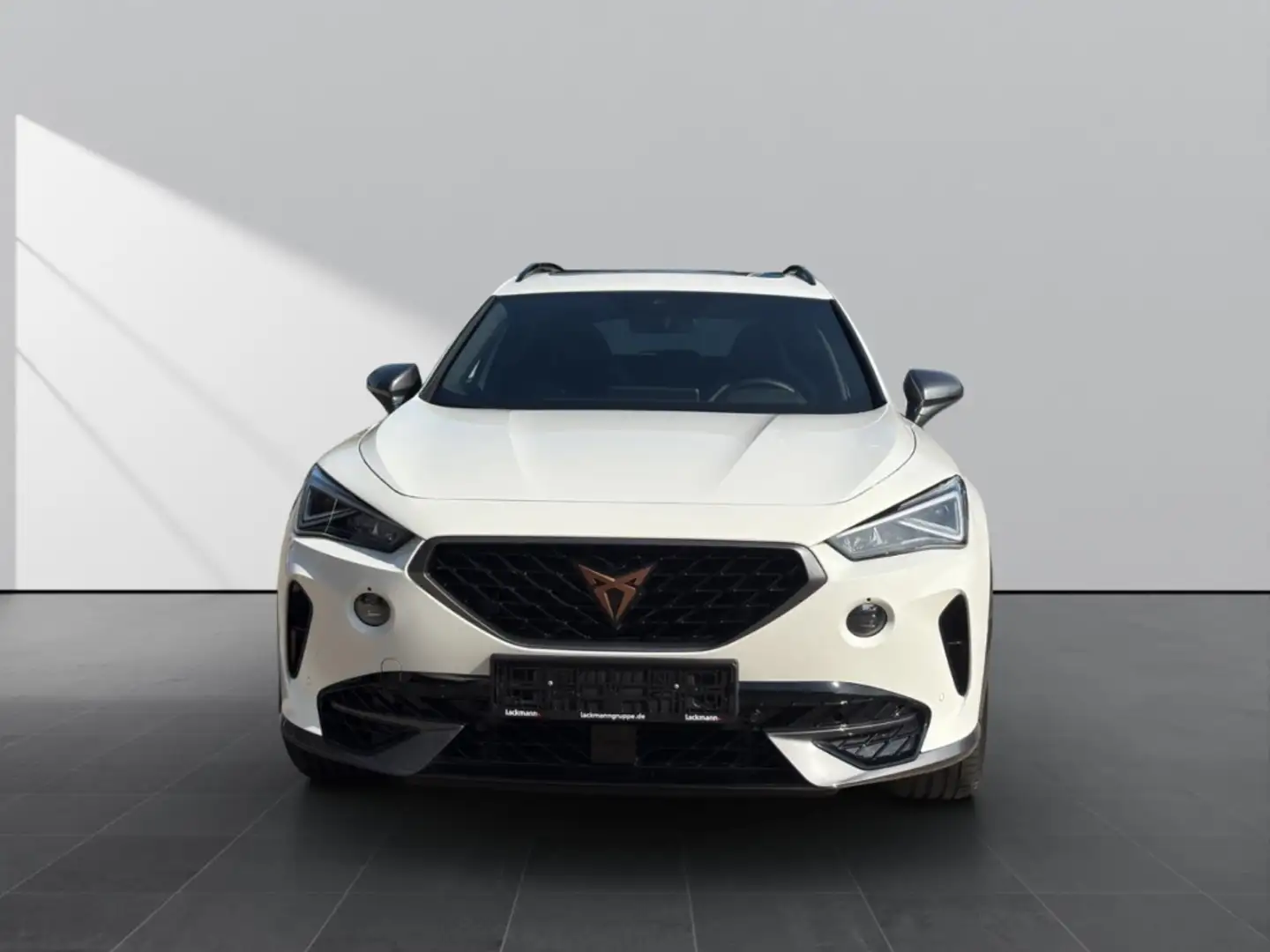 CUPRA Formentor 2.0 VZ 4Drive *Navi*Pano*LED*Kamera* Weiß - 2