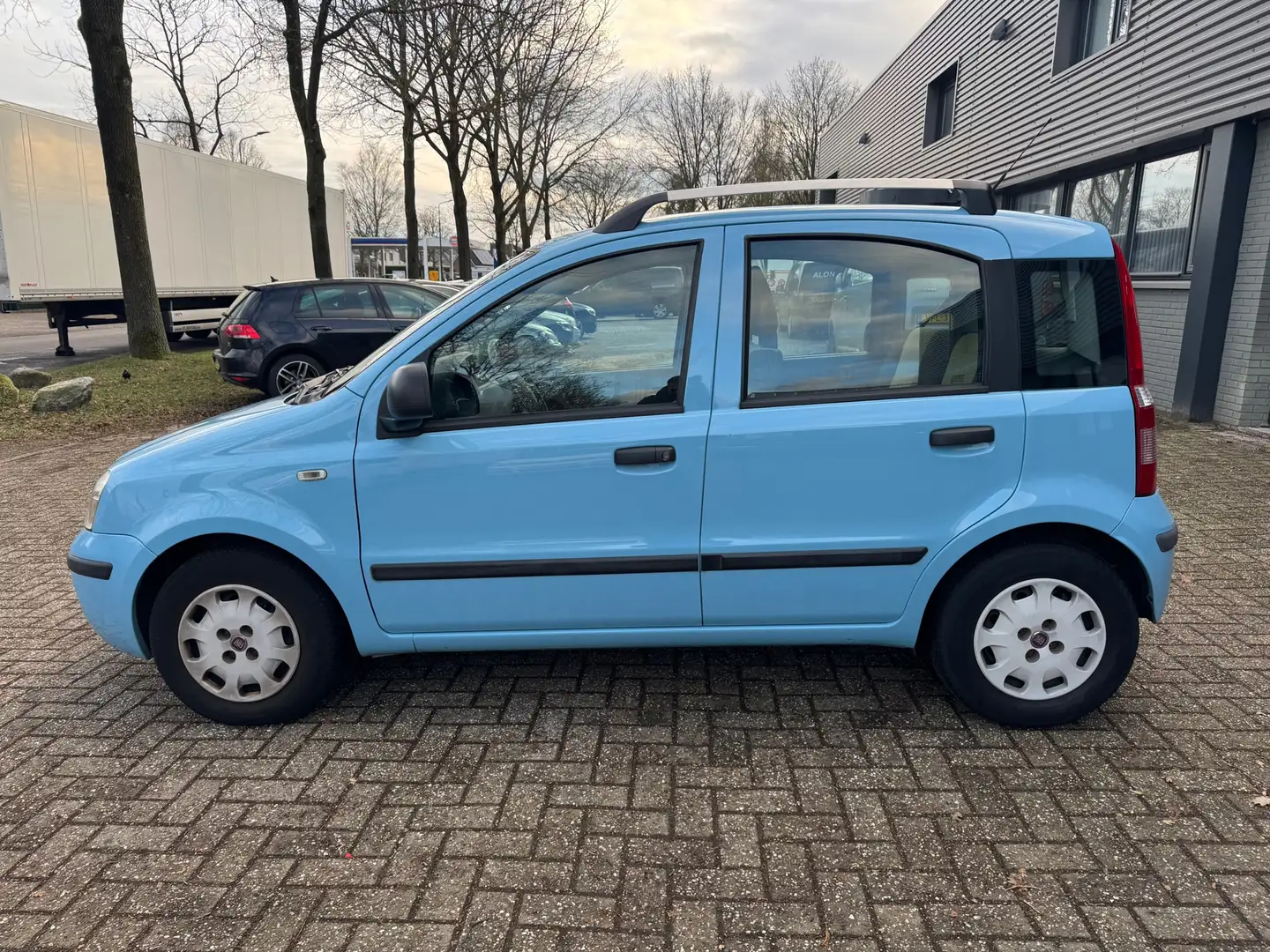 Fiat Panda 1.2 Active Blau - 2