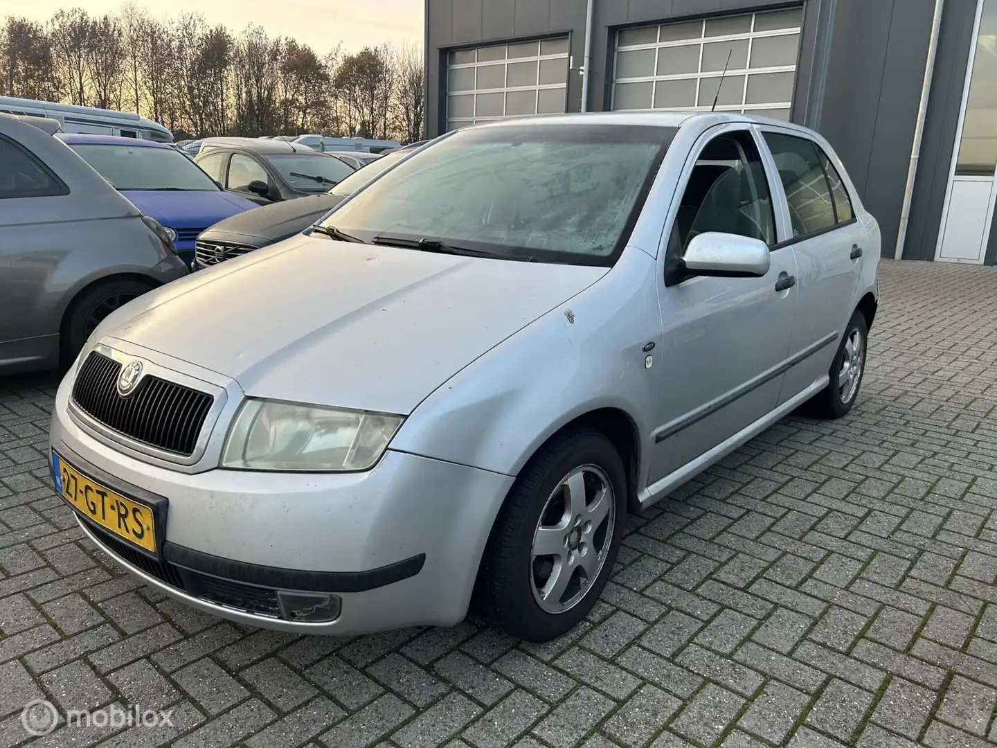 Skoda Fabia 1.4-16V Elegance AUTOMAAT [ HANDEL/EXPORT ] Gris - 1