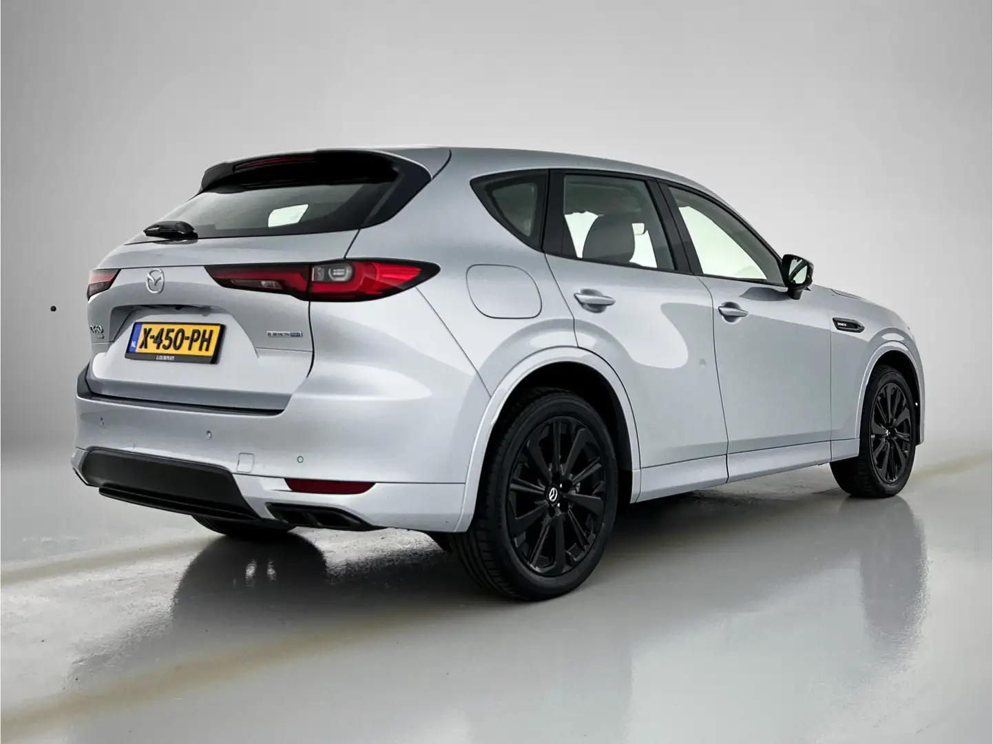 Mazda CX-60 2.5 e-SkyActiv PHEV Homura | Op afspraak beschikba Grijs - 2
