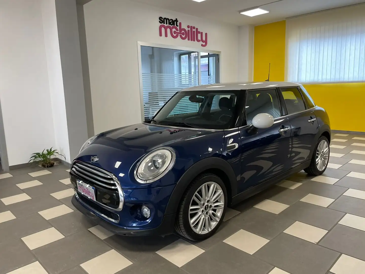 MINI Cooper D Mini 1.5 Cooper D Business XL 5p auto Kék - 1