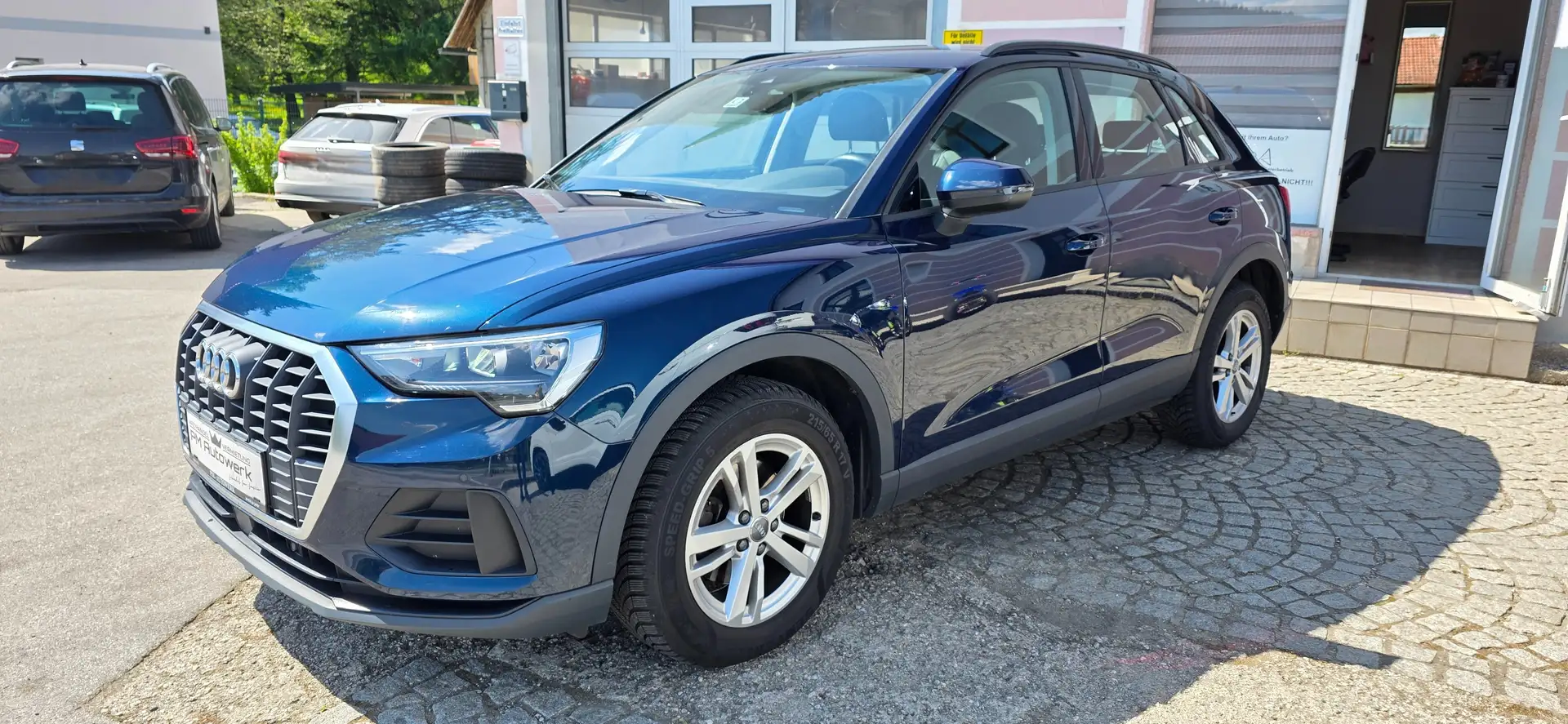 Audi Q3 35 TDI *Leder*Virtual* Blauw - 1