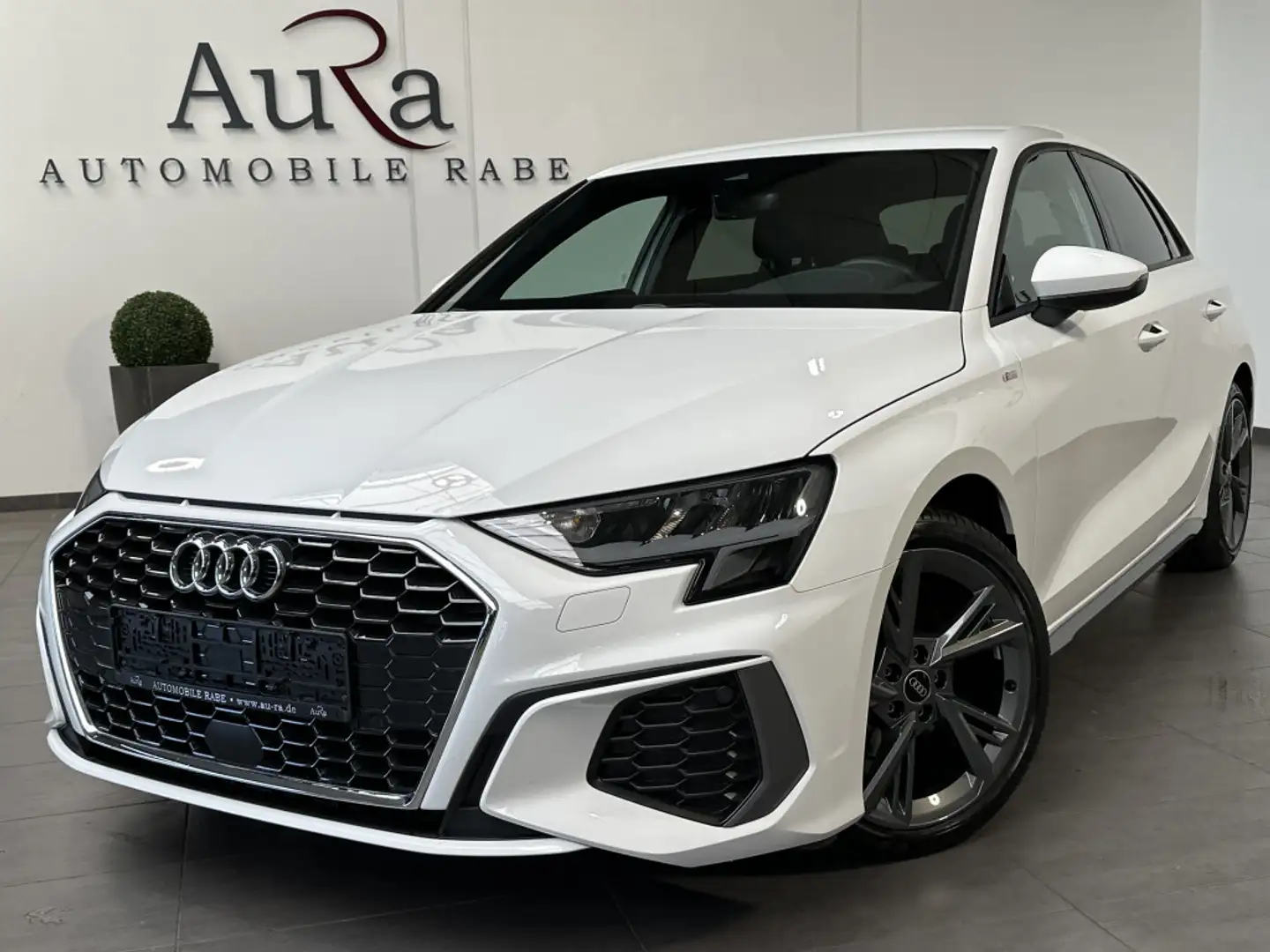 Audi A3 35 TDI SpB S-Line NAV+LED+KAM+B&O+CARPLAY+1HD Weiß - 1