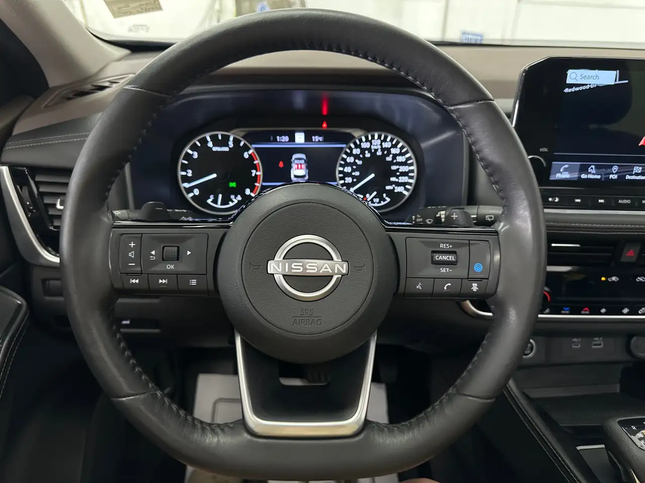 Nissan Rogue снимка Nissan Rogue