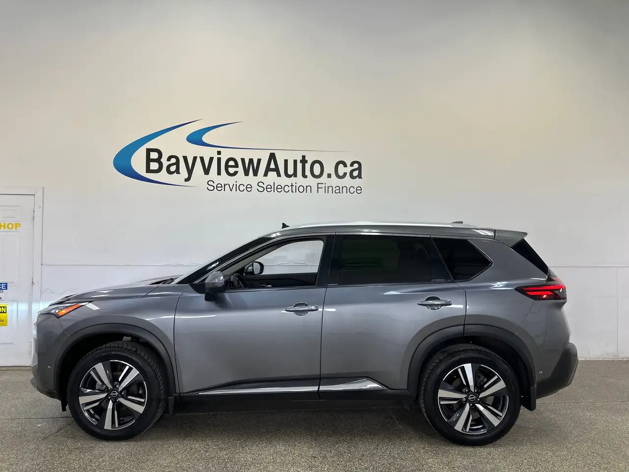 Nissan Rogue снимка Nissan Rogue