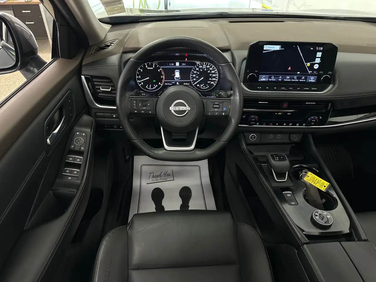 Nissan Rogue снимка Nissan Rogue