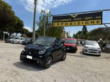 Fortwo Cabrio 0.9 t Brabus 109cv twinamic my18