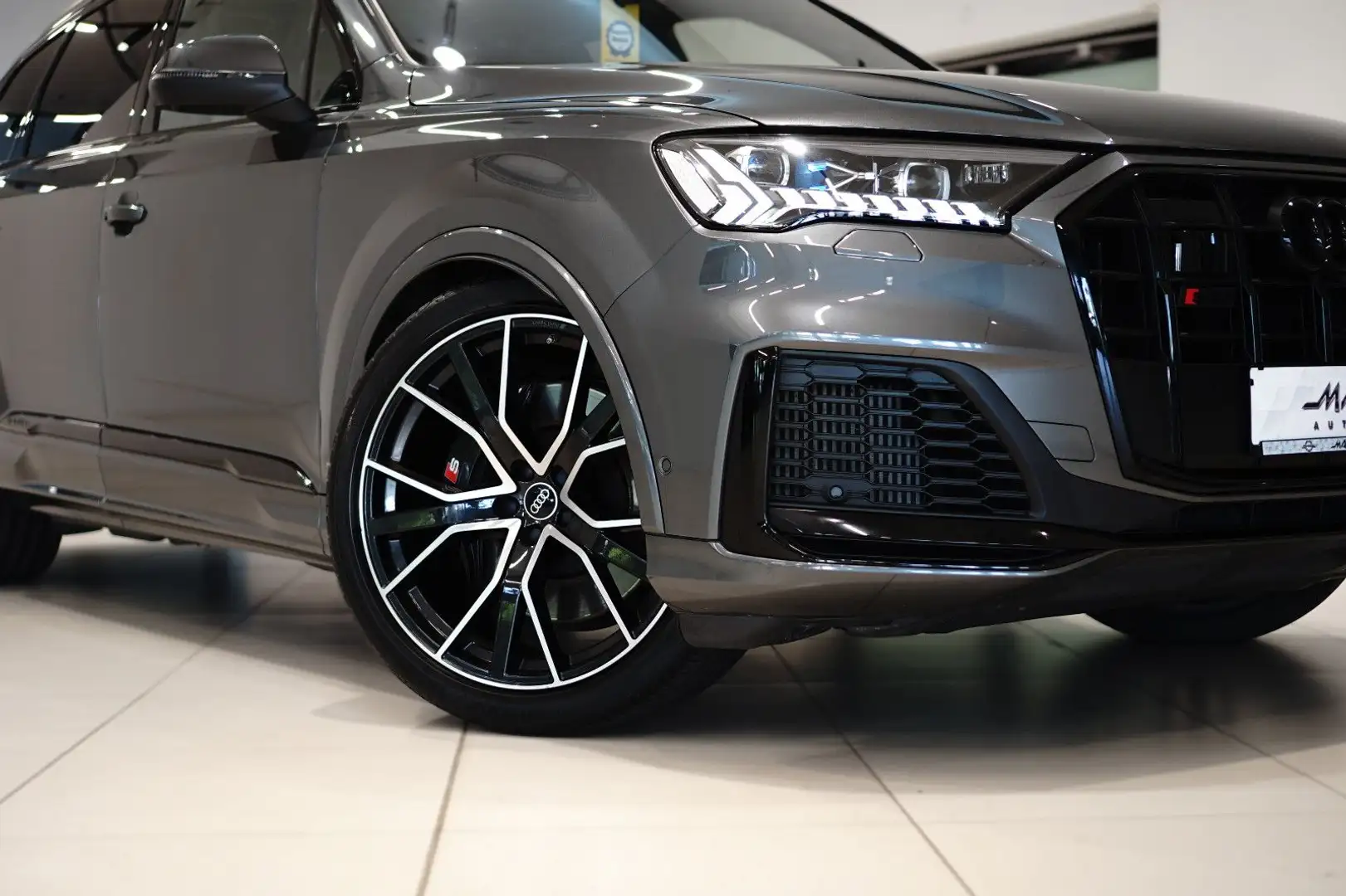 Audi SQ7 4.0|7-SITZ|NIGHT|SOFT|LUFTF|PANO|CARBON|B&O| Grau - 2