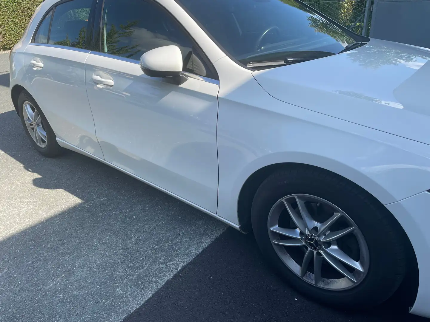 Mercedes-Benz A 180 A 180 Aut. Weiß - 2