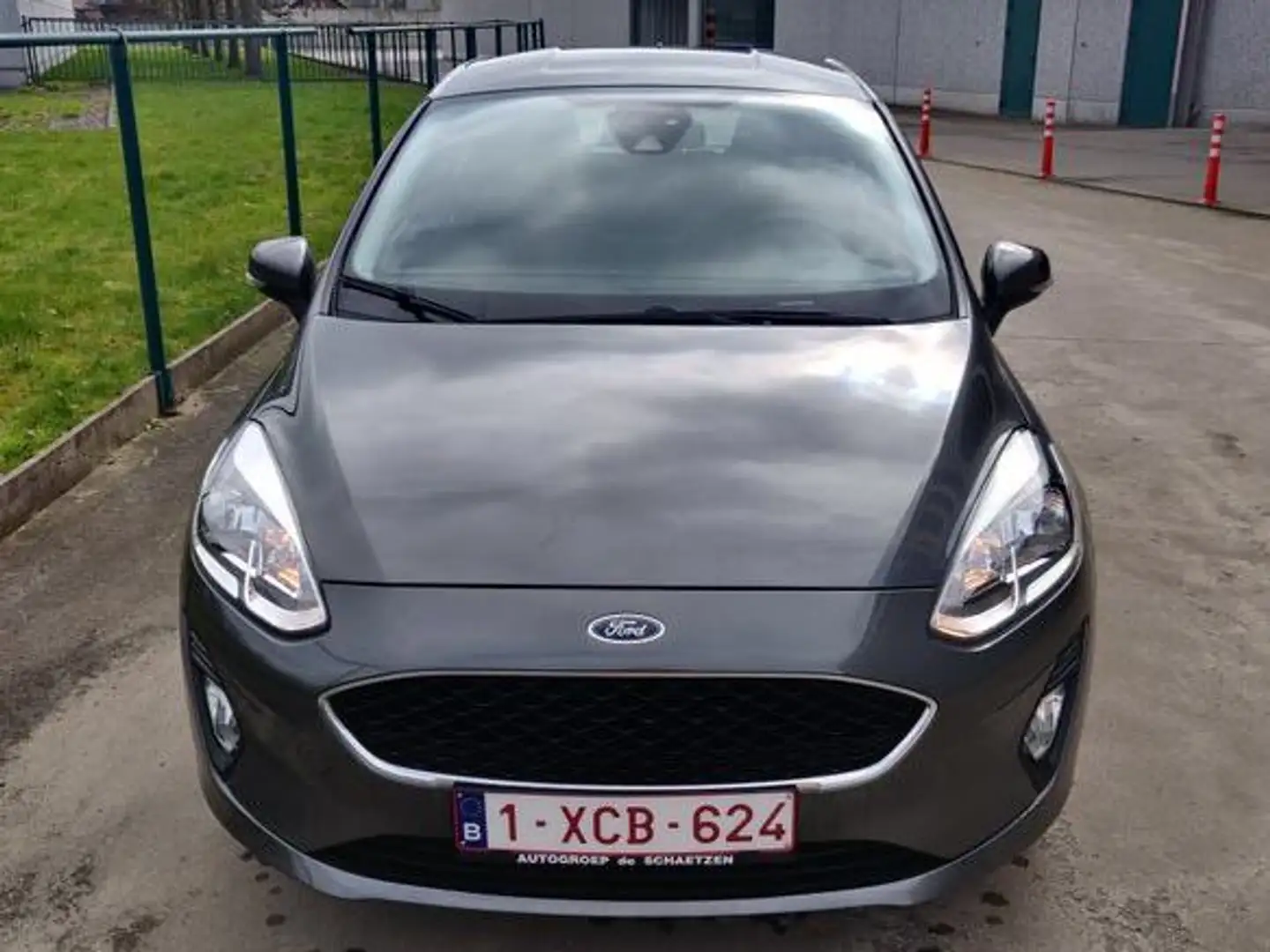 Ford Fiesta Fiesta 1.0 EcoBoost Business Class Gris - 1