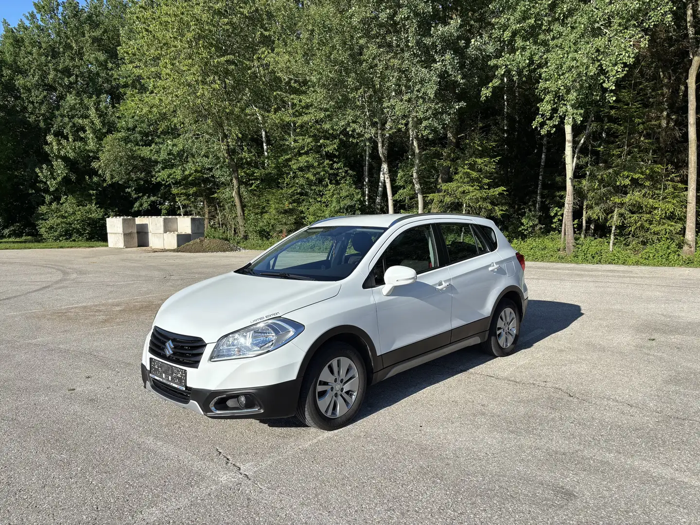 Suzuki SX4 S-Cross 1,6 DDiS Allgrip Weiß - 1