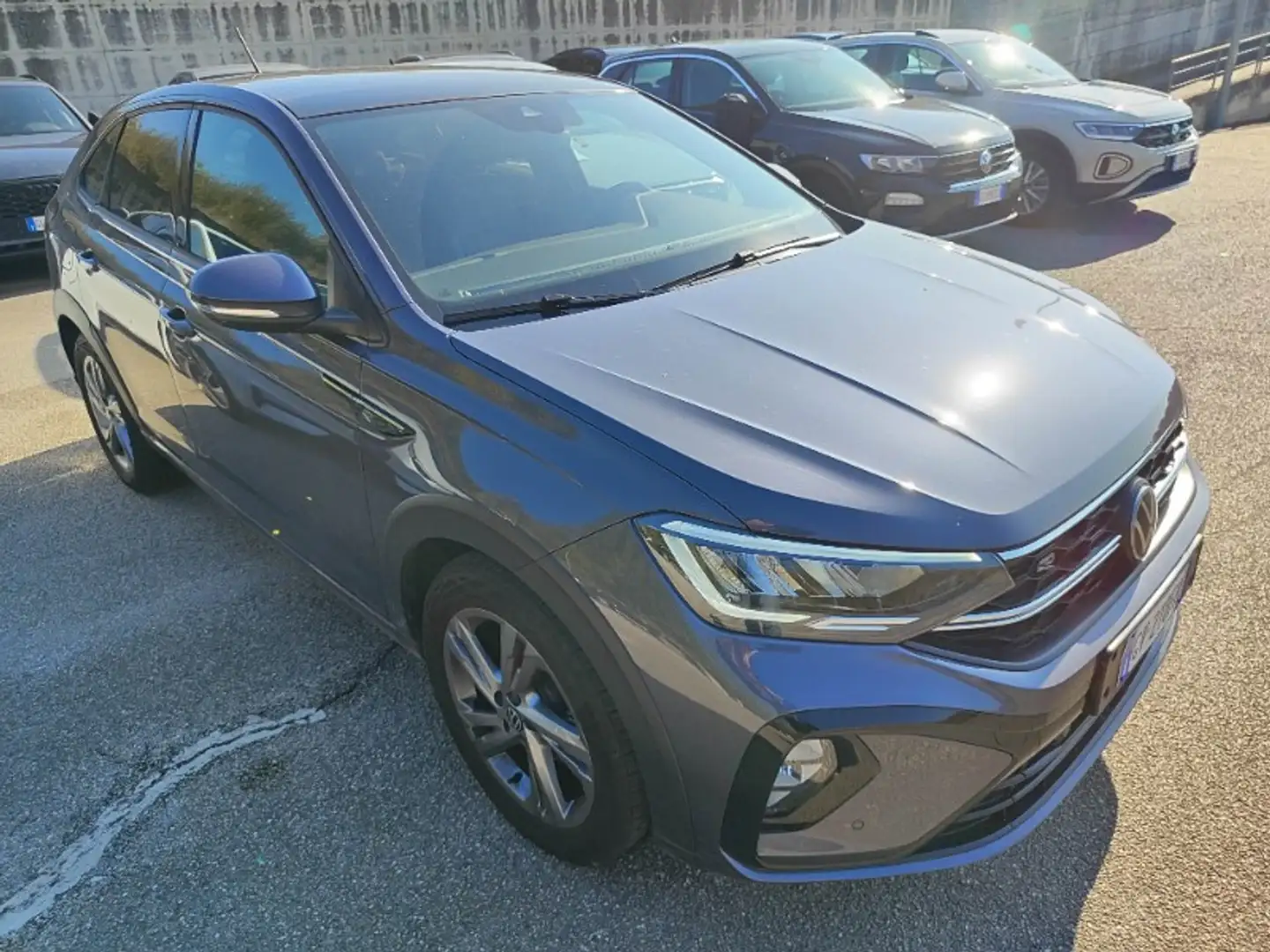 Volkswagen Taigo R-Line 1.0 TSI Pano IQ.DRIVE LED PDC Carplay Grau - 2