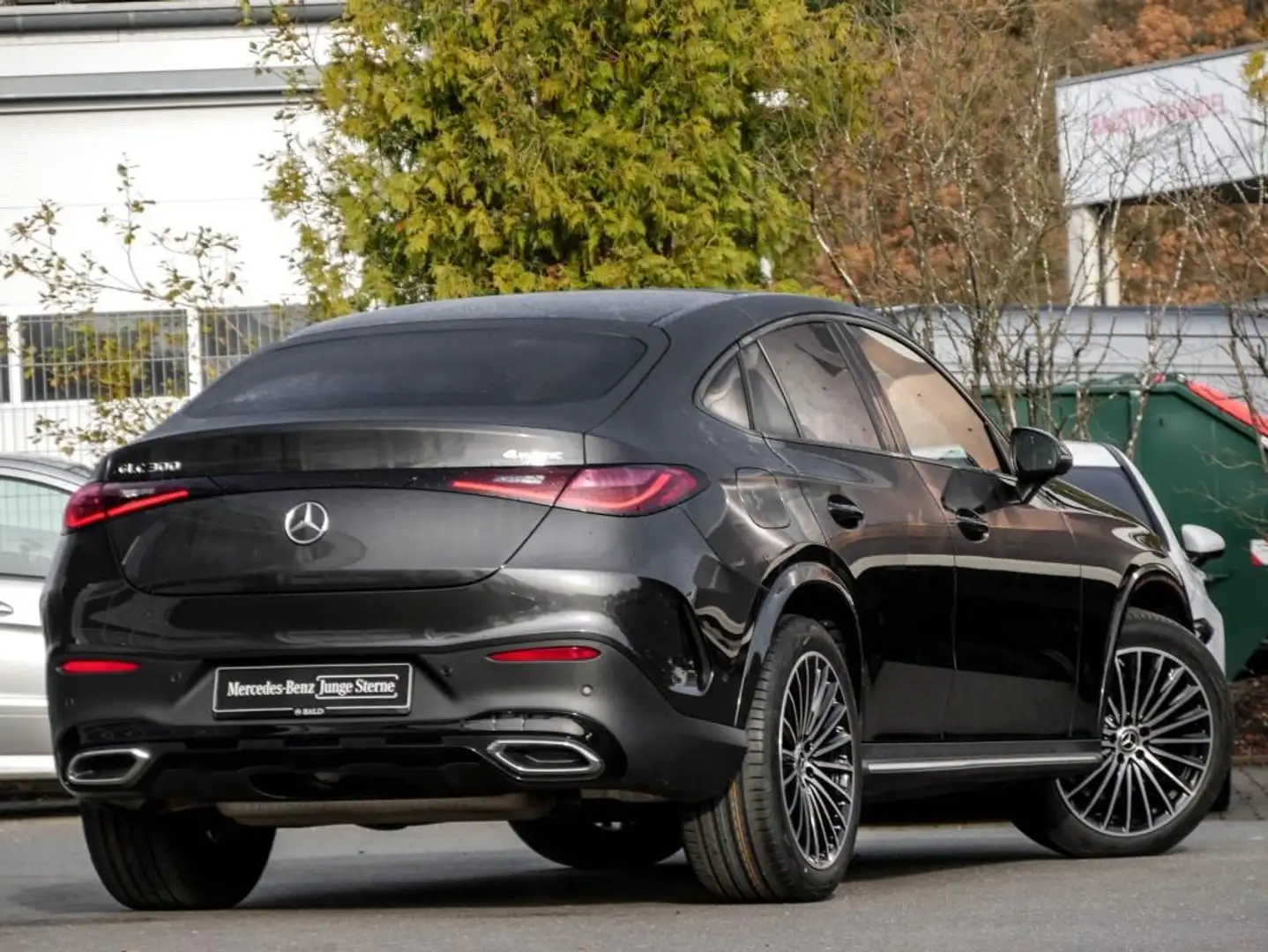 Mercedes-Benz GLC 300 4MATIC Coupé AMG-Sport+Night+Digital+AHK Grigio - 2