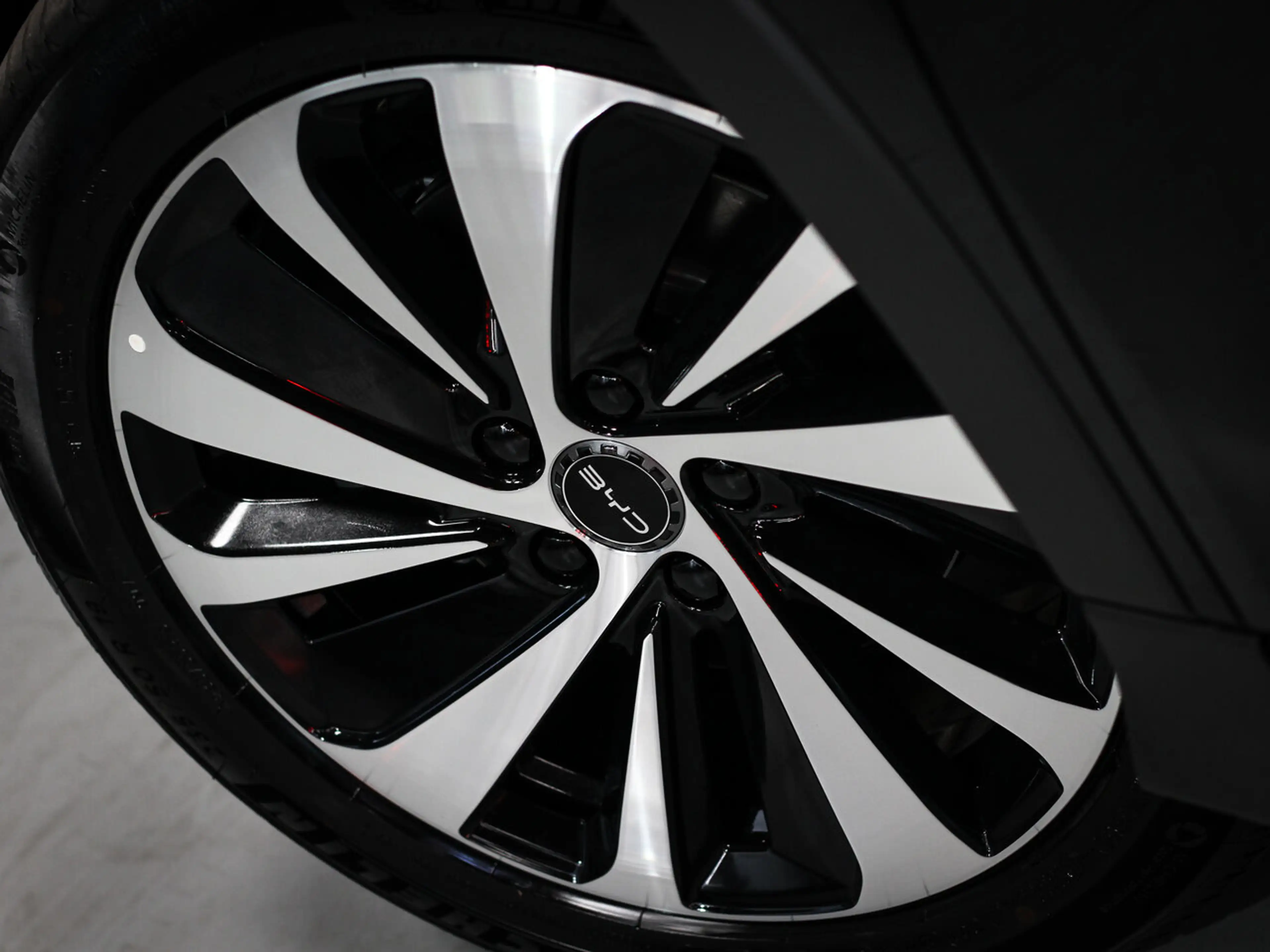 BYD Seal U DM-i BOOST — photo 14