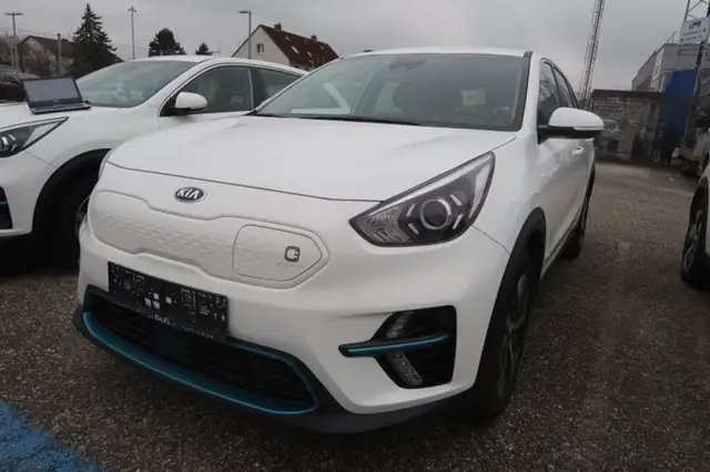 Kia Niro Silber e-Niro