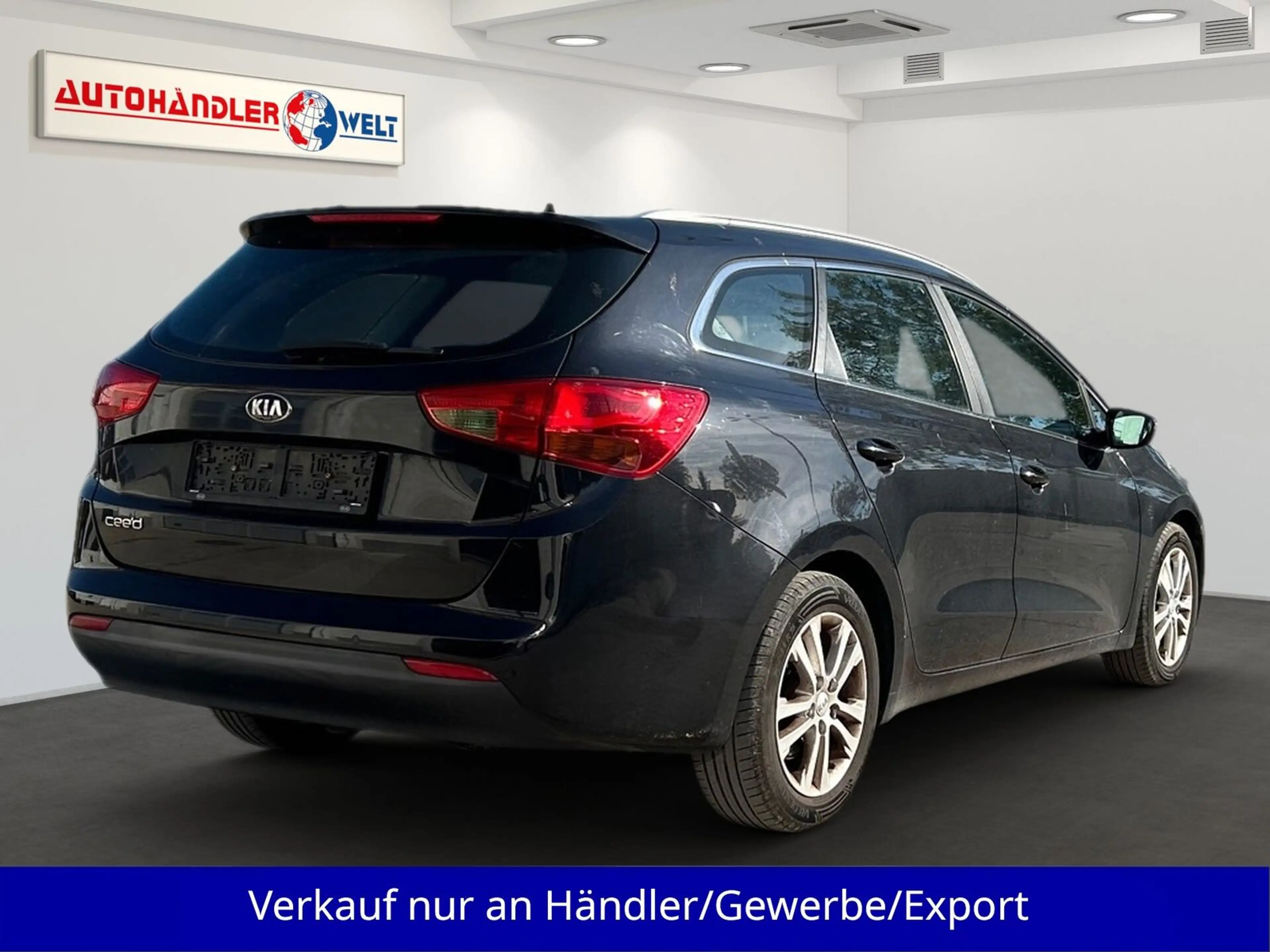 Kia Ceed SW / cee'd SW Ceed Kombi 1.6i Automatik 1.Hand Klima SHZ PDC — photo 5