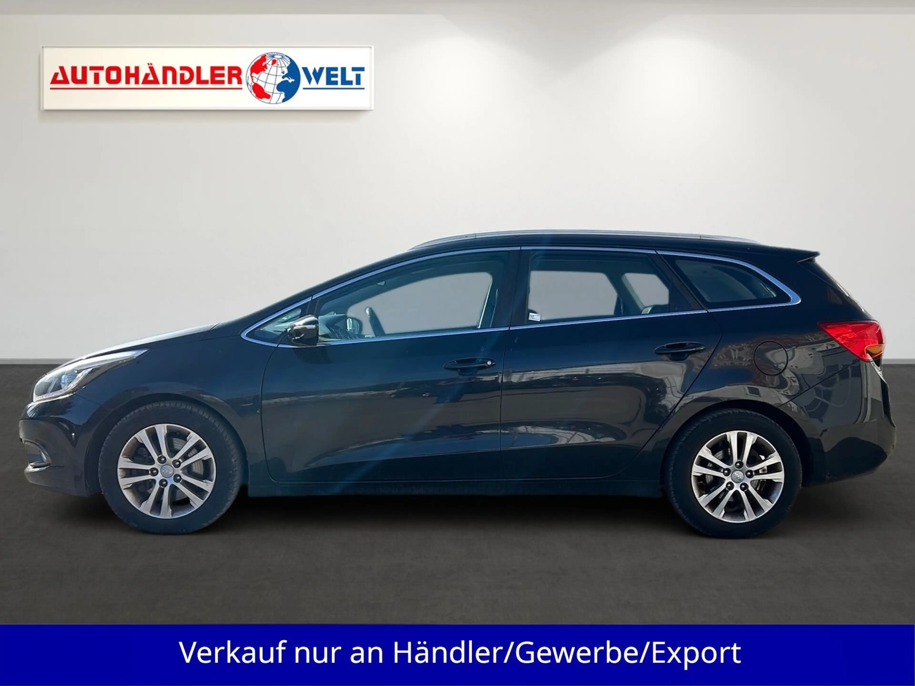 Kia Ceed SW / cee'd SW Ceed Kombi 1.6i Automatik 1.Hand Klima SHZ PDC — photo 7