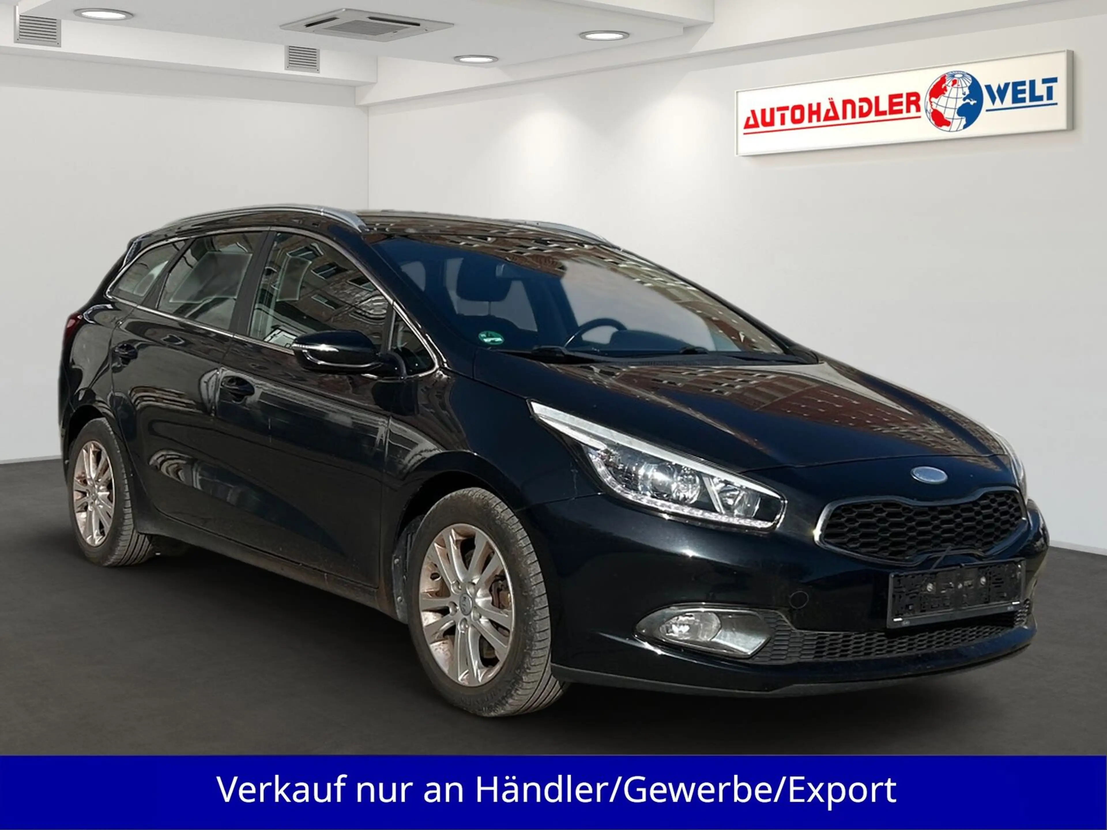 Kia Ceed SW / cee'd SW Ceed Kombi 1.6i Automatik 1.Hand Klima SHZ PDC — photo 3