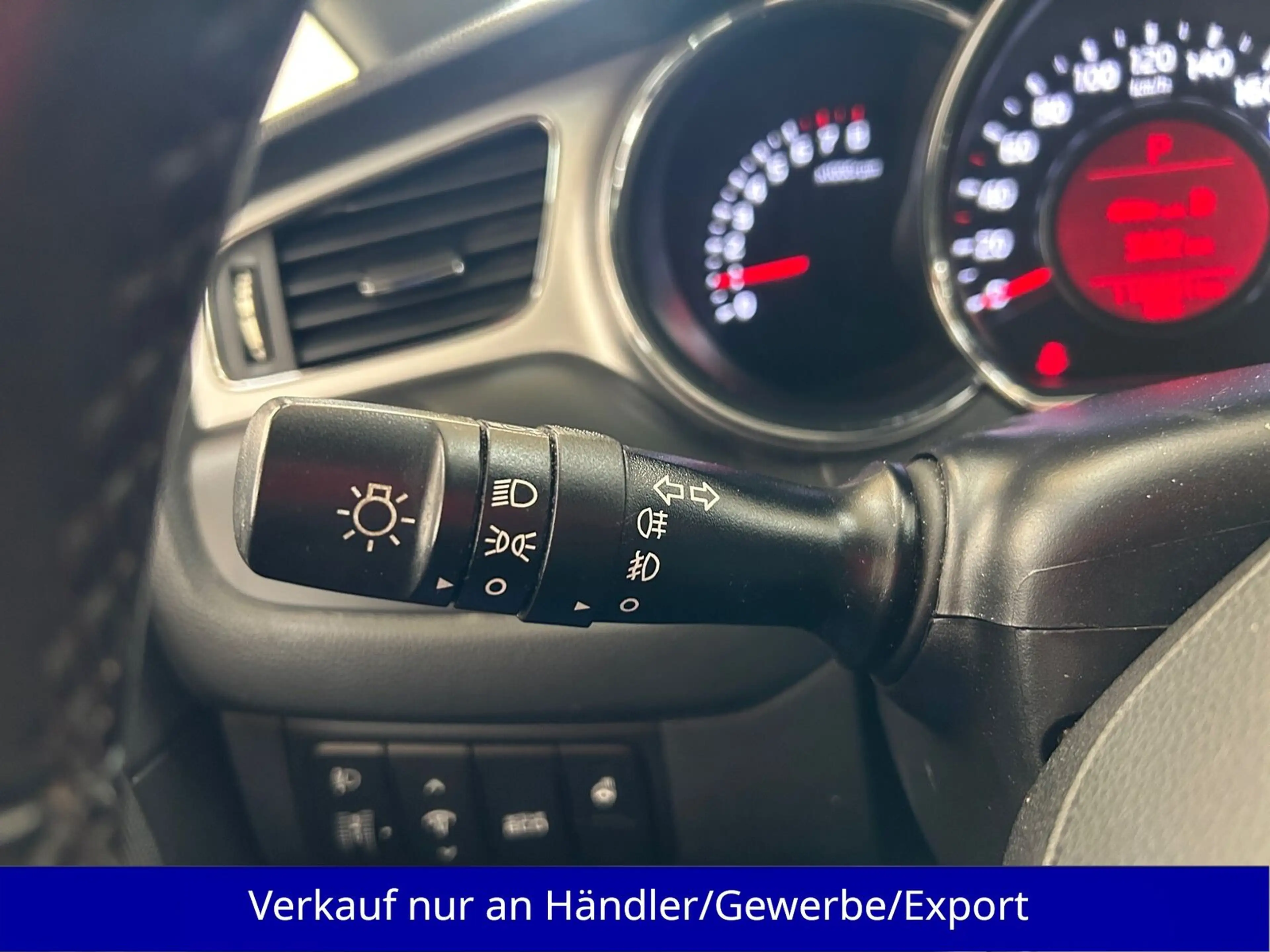 Kia Ceed SW / cee'd SW Ceed Kombi 1.6i Automatik 1.Hand Klima SHZ PDC — photo 15