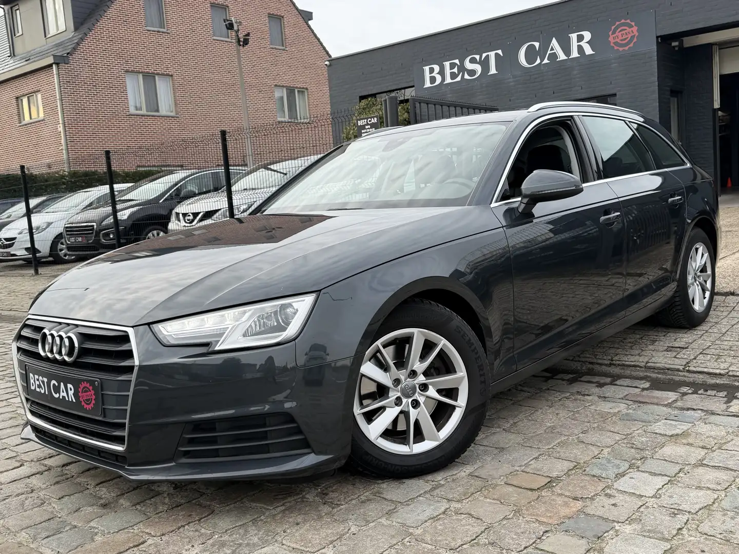 Audi A4 Avant 2.0 TDI * Garantie Gris - 1