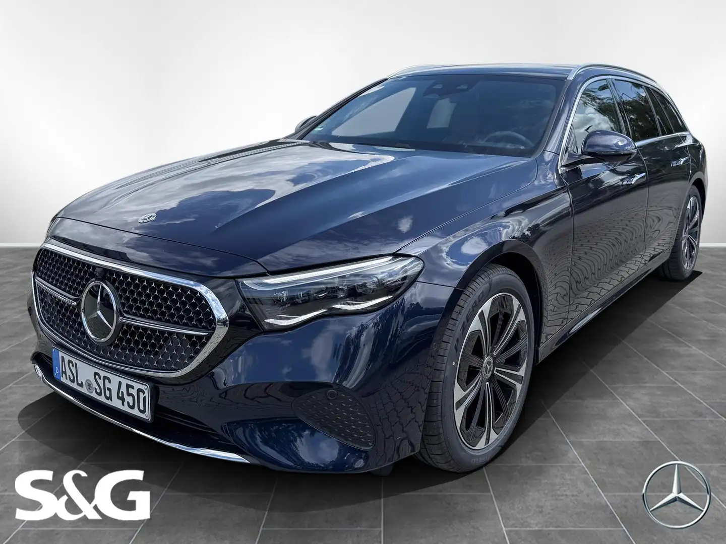 Mercedes-Benz E 450 4M T-Modell MBUX+360°+DIG-LED+AHK+Standh+ Bleu - 1
