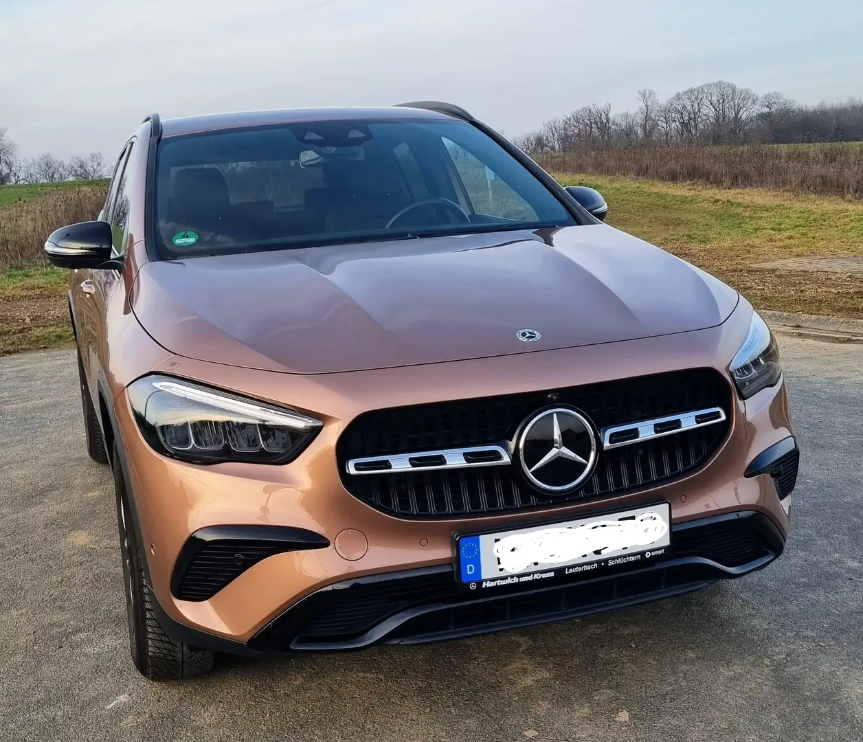 Mercedes-Benz GLA 200 GLA 7G-DCT Progressive Advanced Bronze - 1