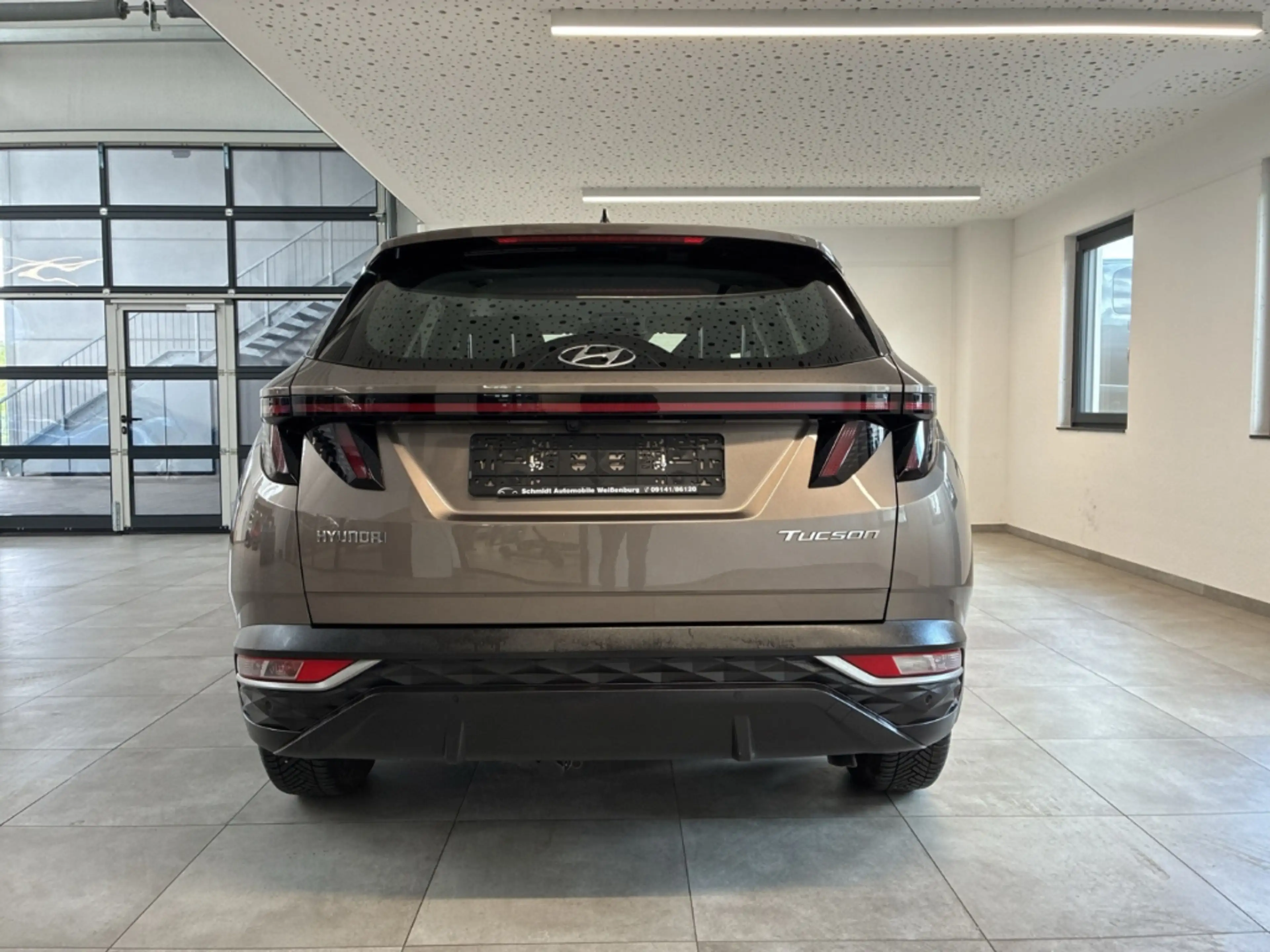 Hyundai TUCSON 1.6 T-GDI Trend AHK PDC KAM NAVI SHZ TEMP KLIMA — photo 3