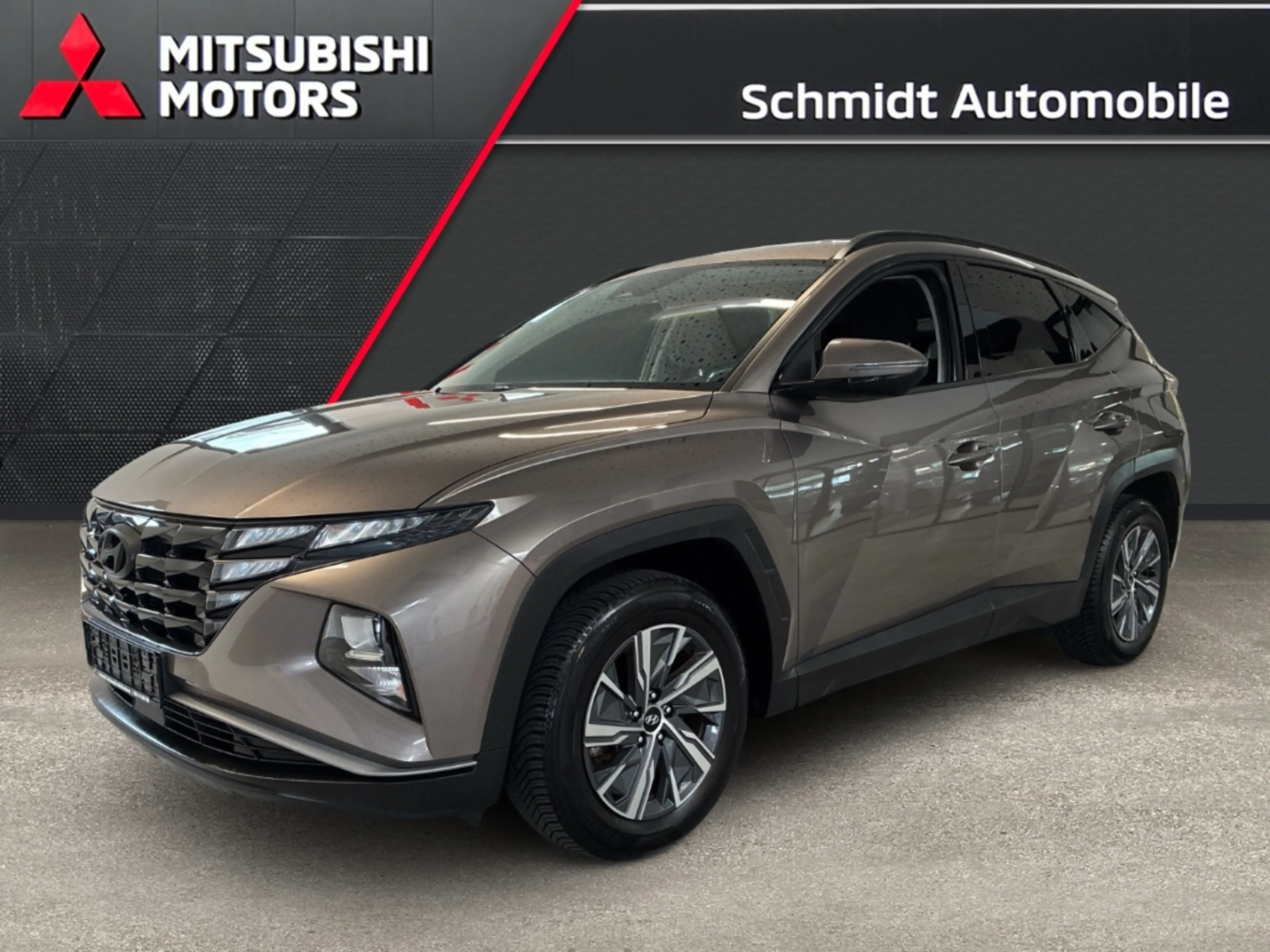 Hyundai TUCSON 1.6 T-GDI Trend AHK PDC KAM NAVI SHZ TEMP KLIMA
